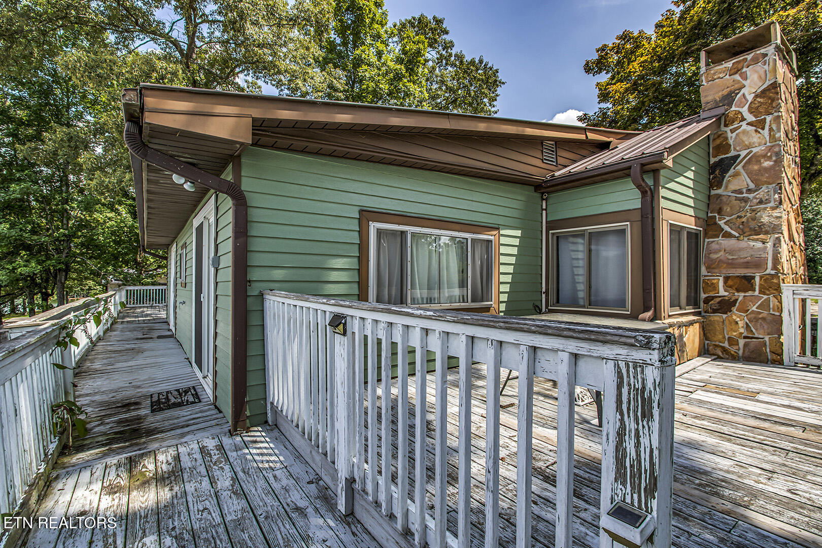 130 Hickory Lane Kingston TN 37763