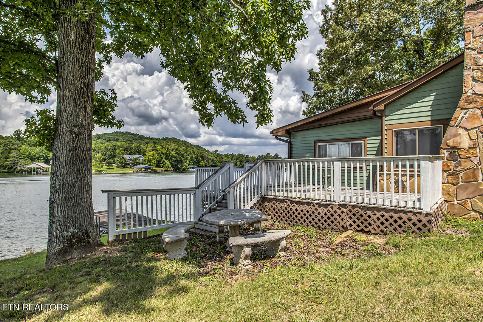 130 Hickory Lane Kingston TN 37763