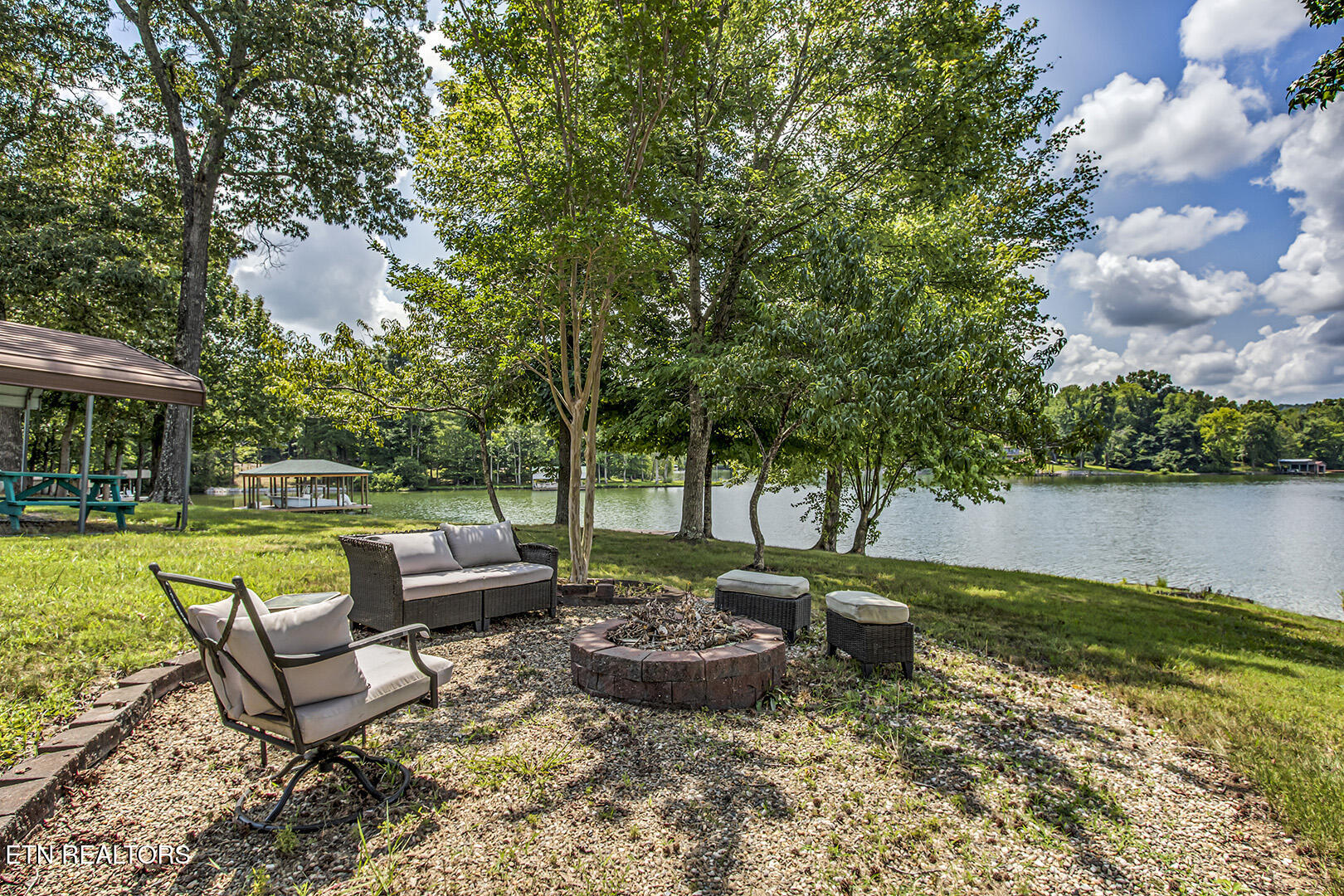 130 Hickory Lane Kingston TN 37763
