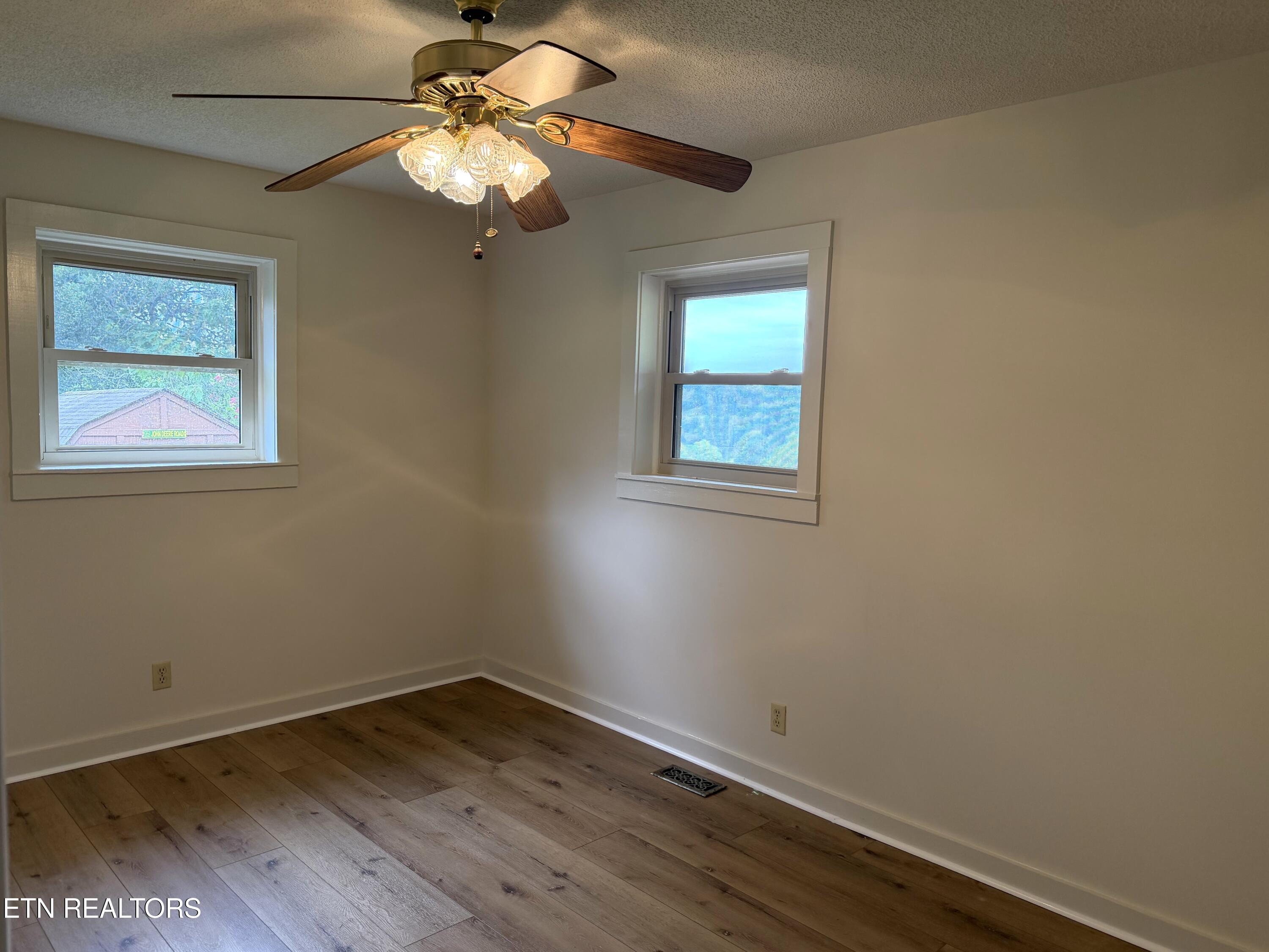 152 Morris Lane Kingston TN 37763