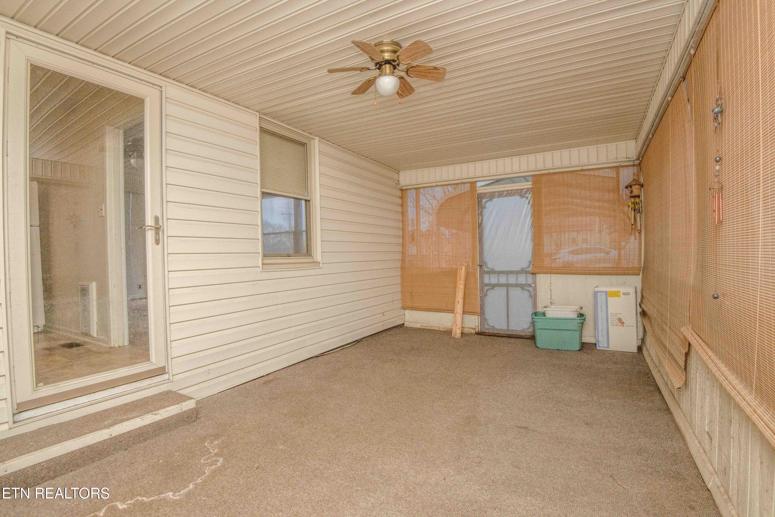 2407 NW Chillicothe Street Knoxville TN 37921