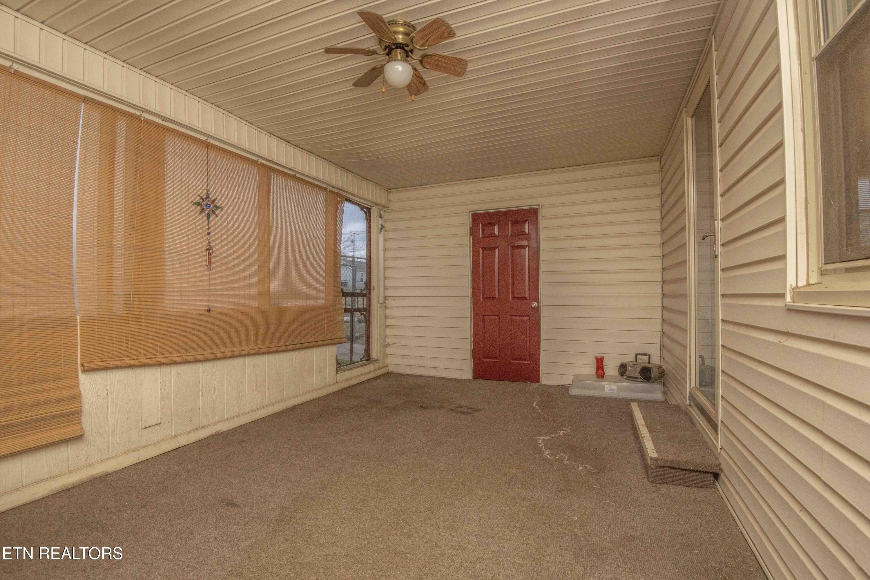 2407 NW Chillicothe Street Knoxville TN 37921