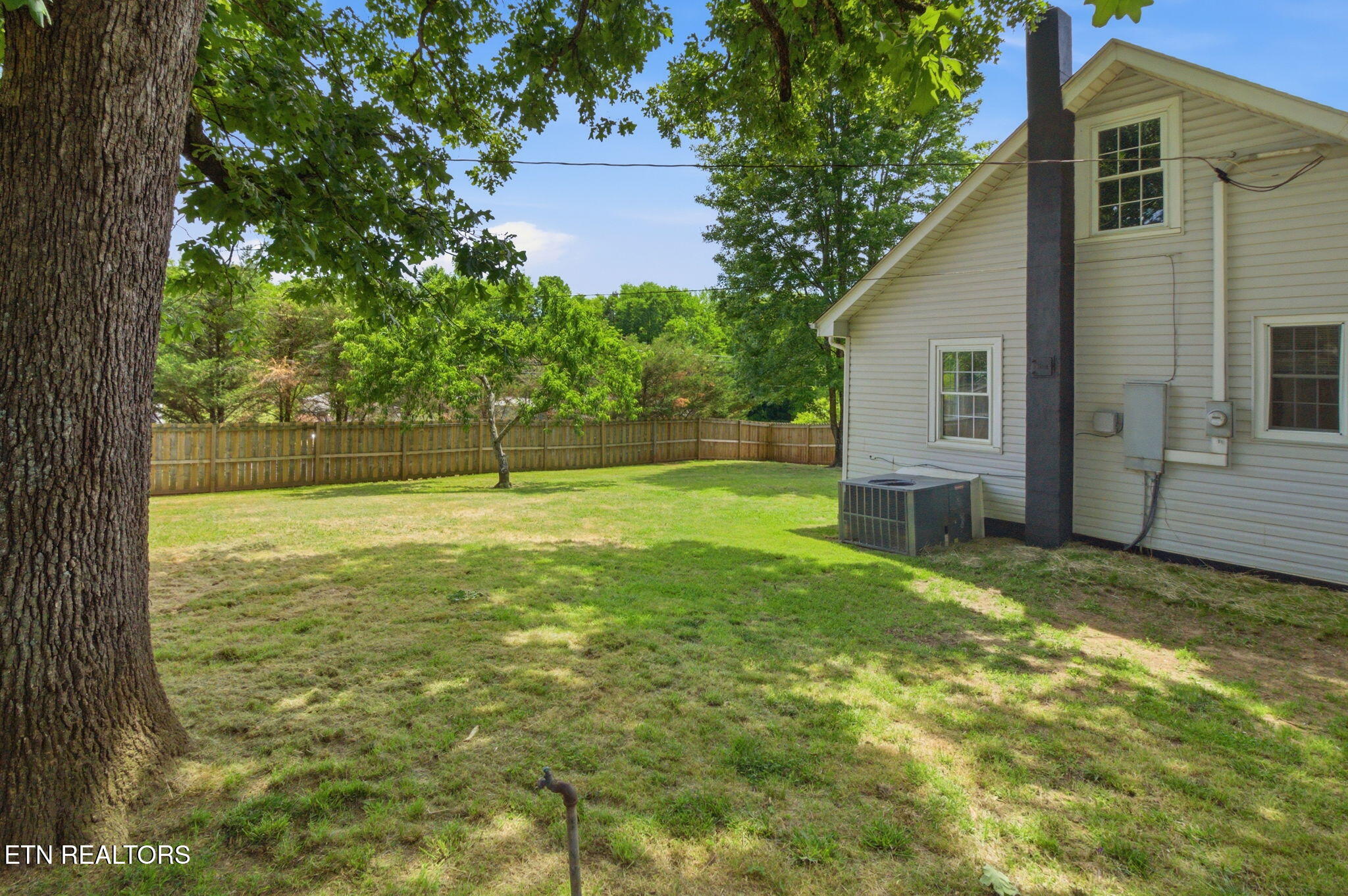 2540 Mentor Road Louisville TN 37777