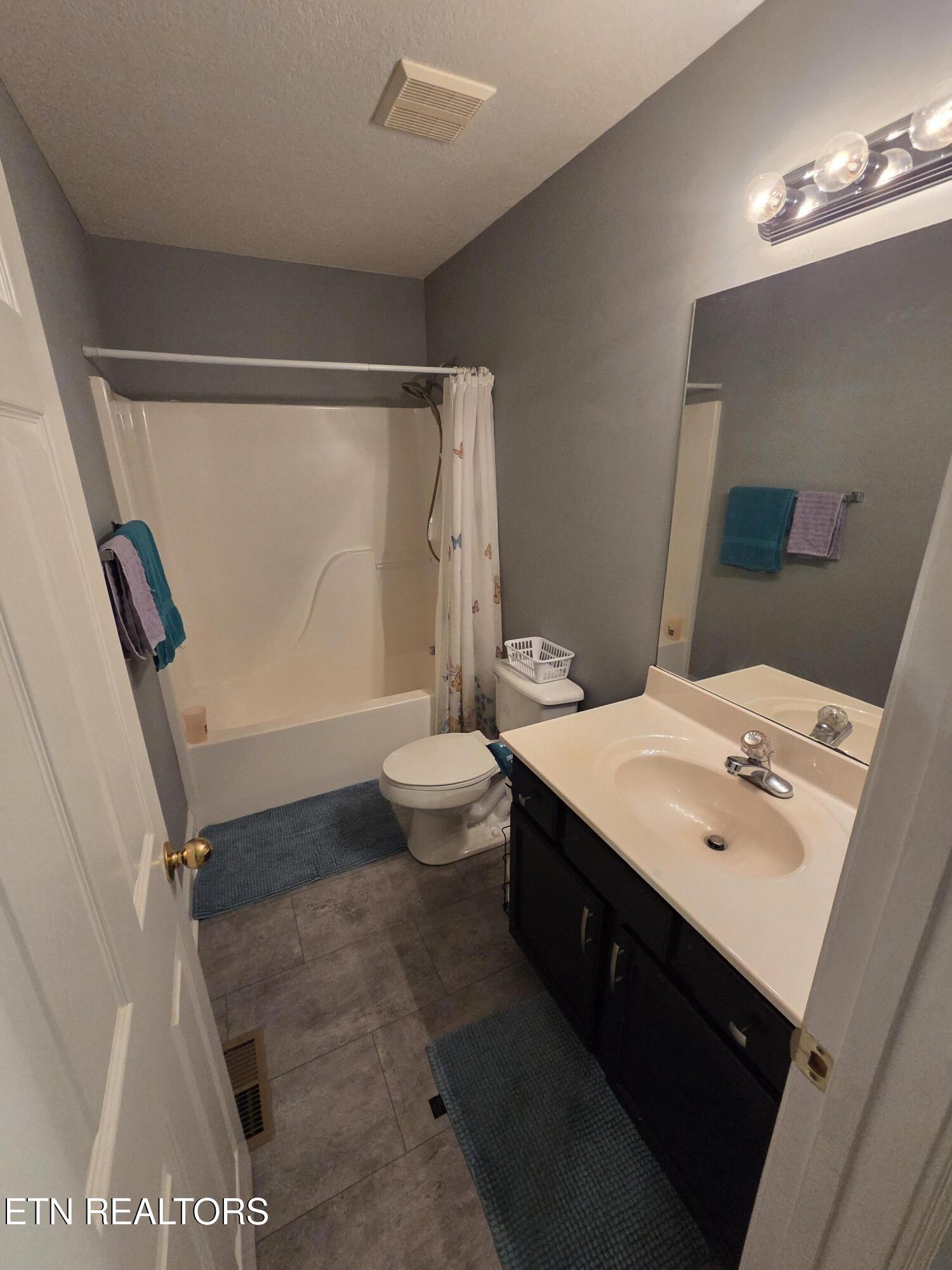7009 Wrens Creek Lane Knoxville TN 37918