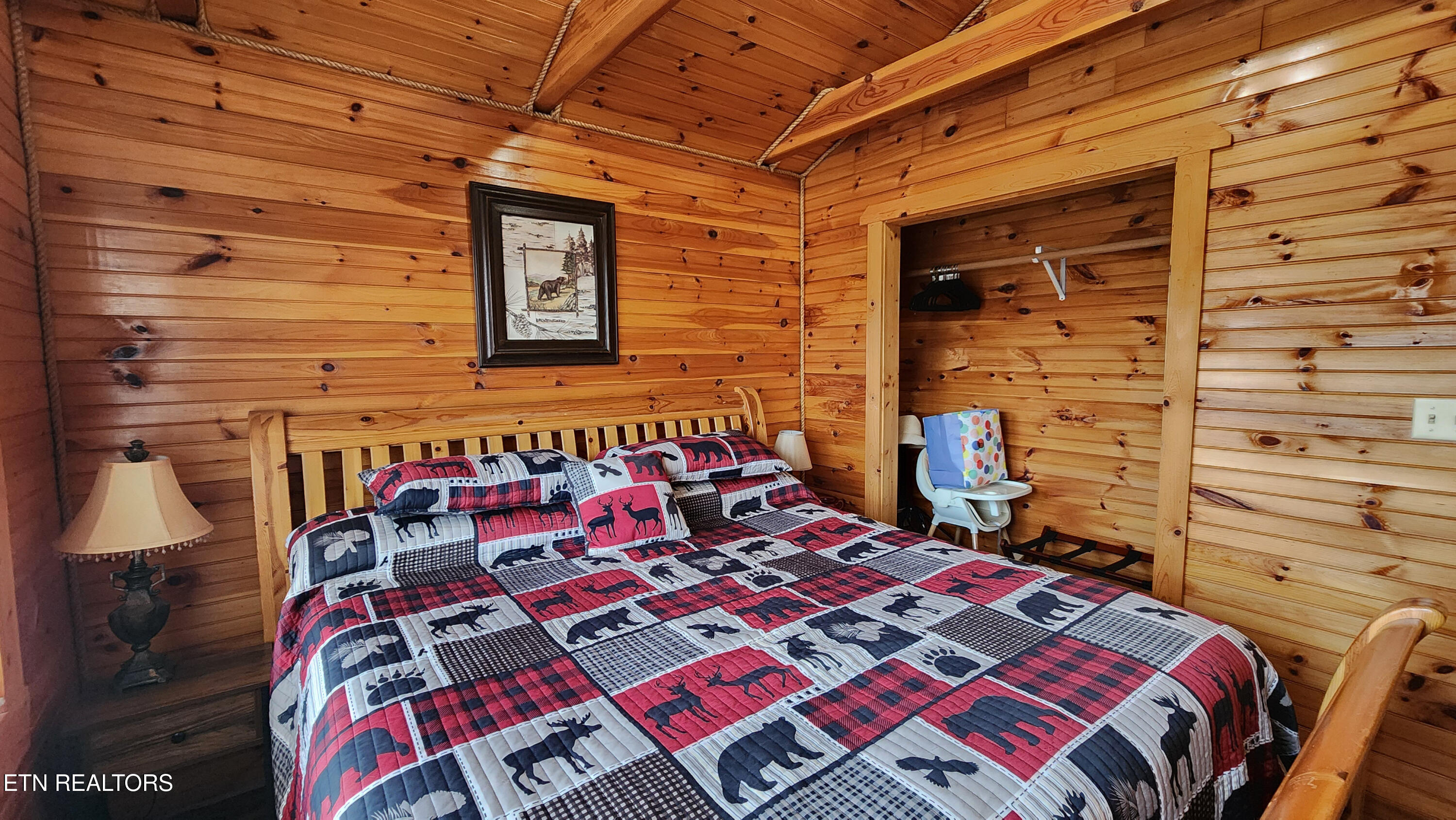 5615 Eastport Road Alpine TN 38543