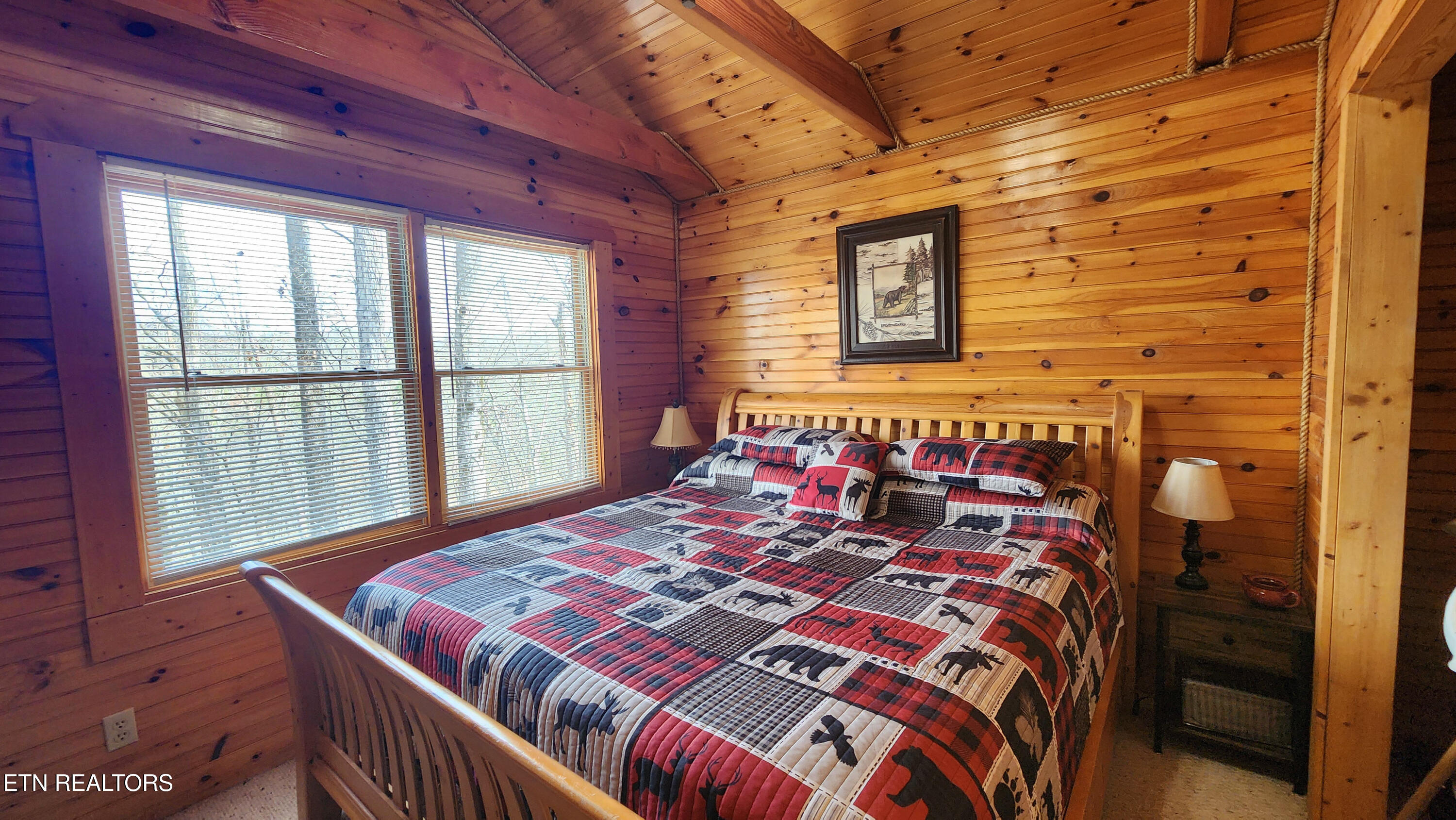 5615 Eastport Road Alpine TN 38543