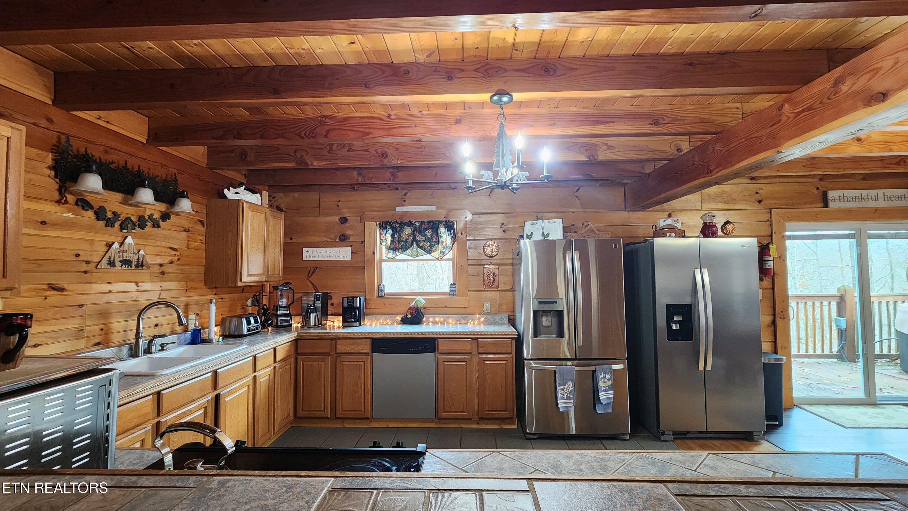 5615 Eastport Road Alpine TN 38543