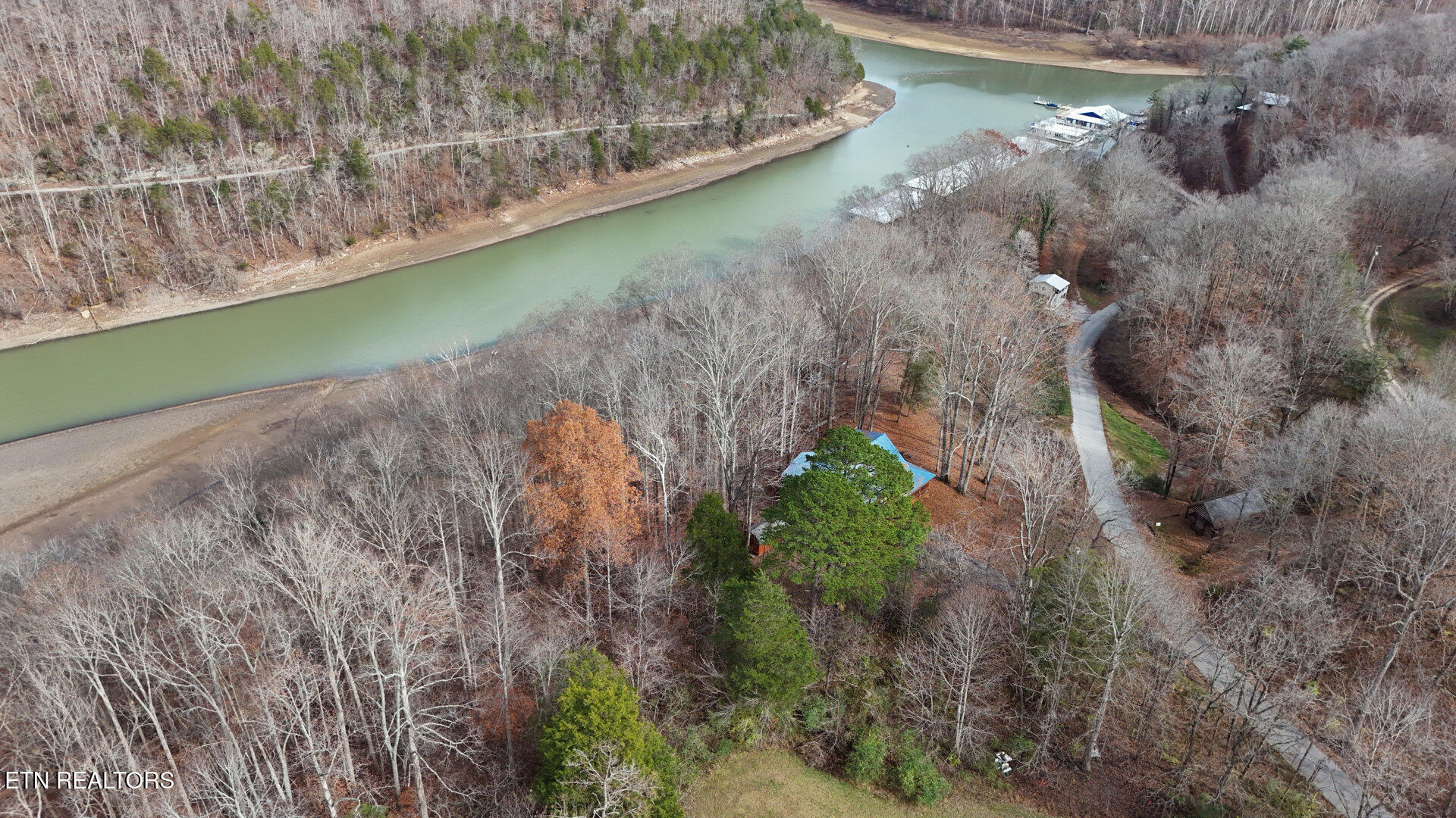 5615 Eastport Road Alpine TN 38543