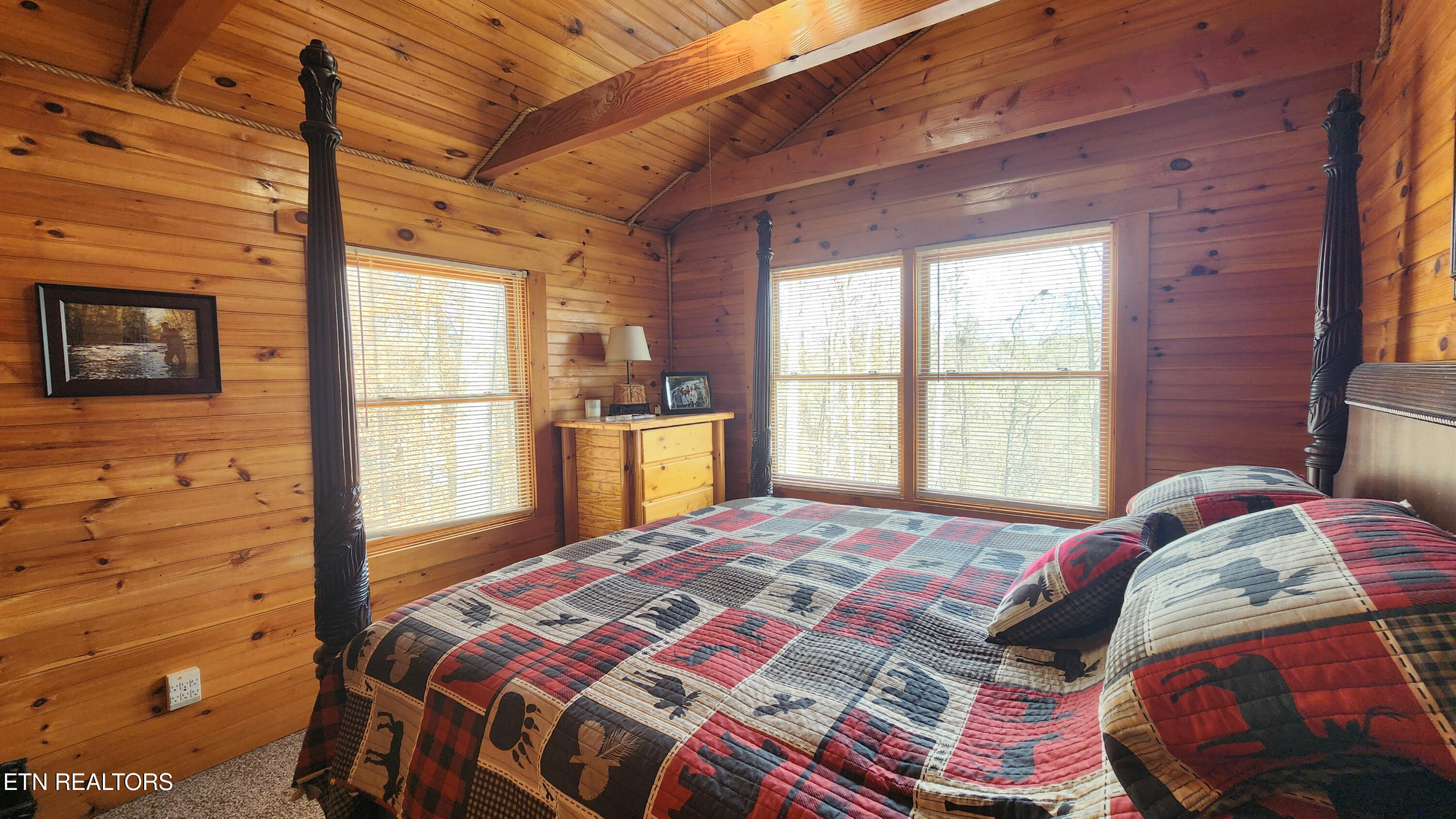 5615 Eastport Road Alpine TN 38543