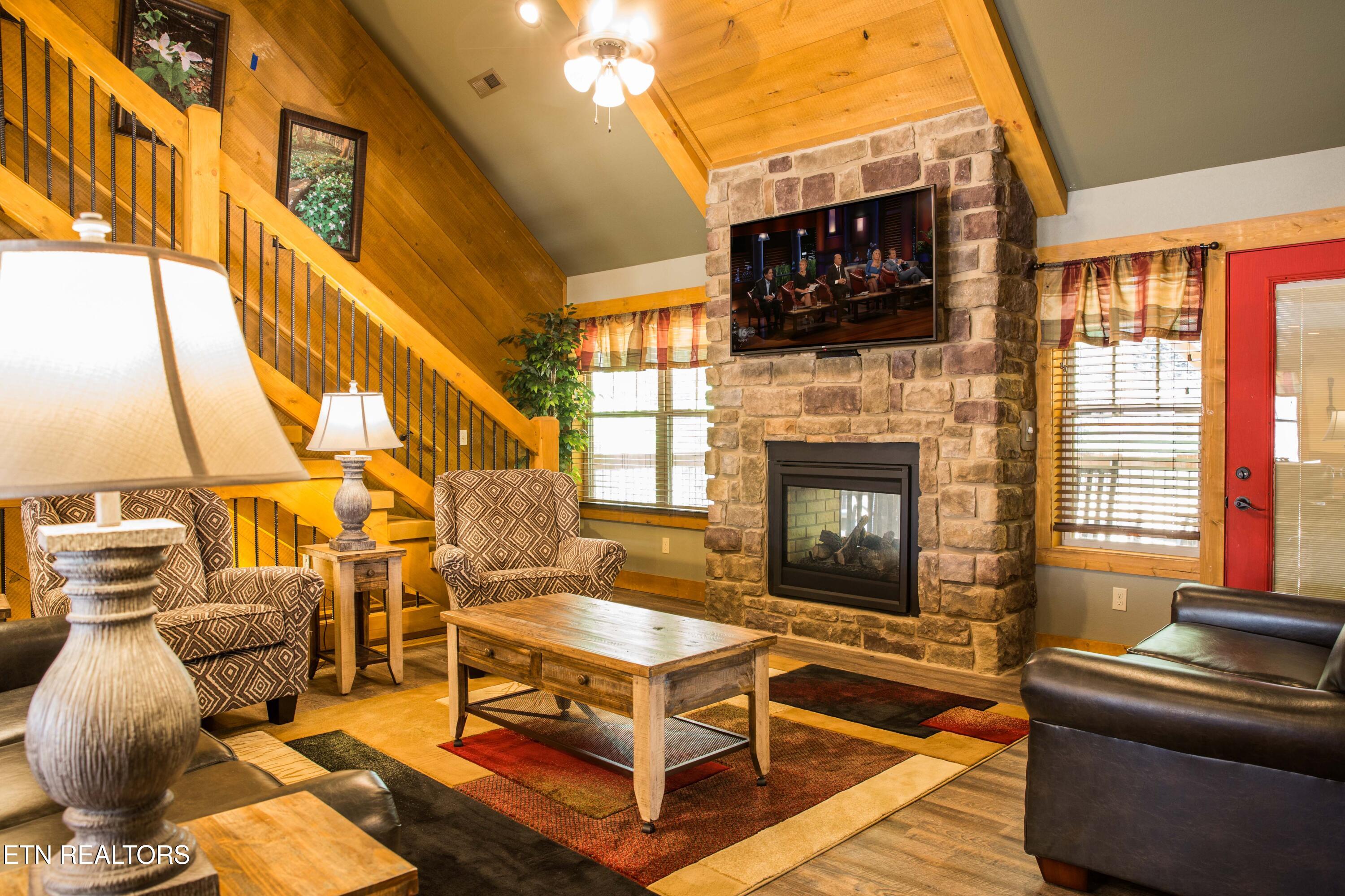 1132 Anastasia Way Gatlinburg TN 37738
