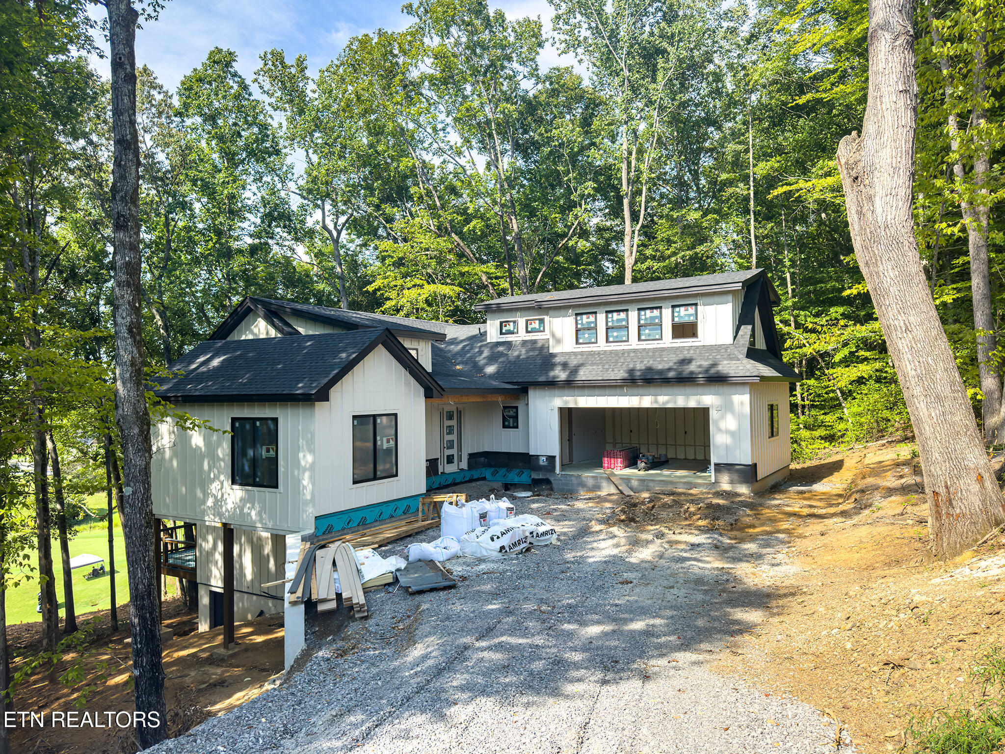 330 Warbler Point Sevierville TN 37876