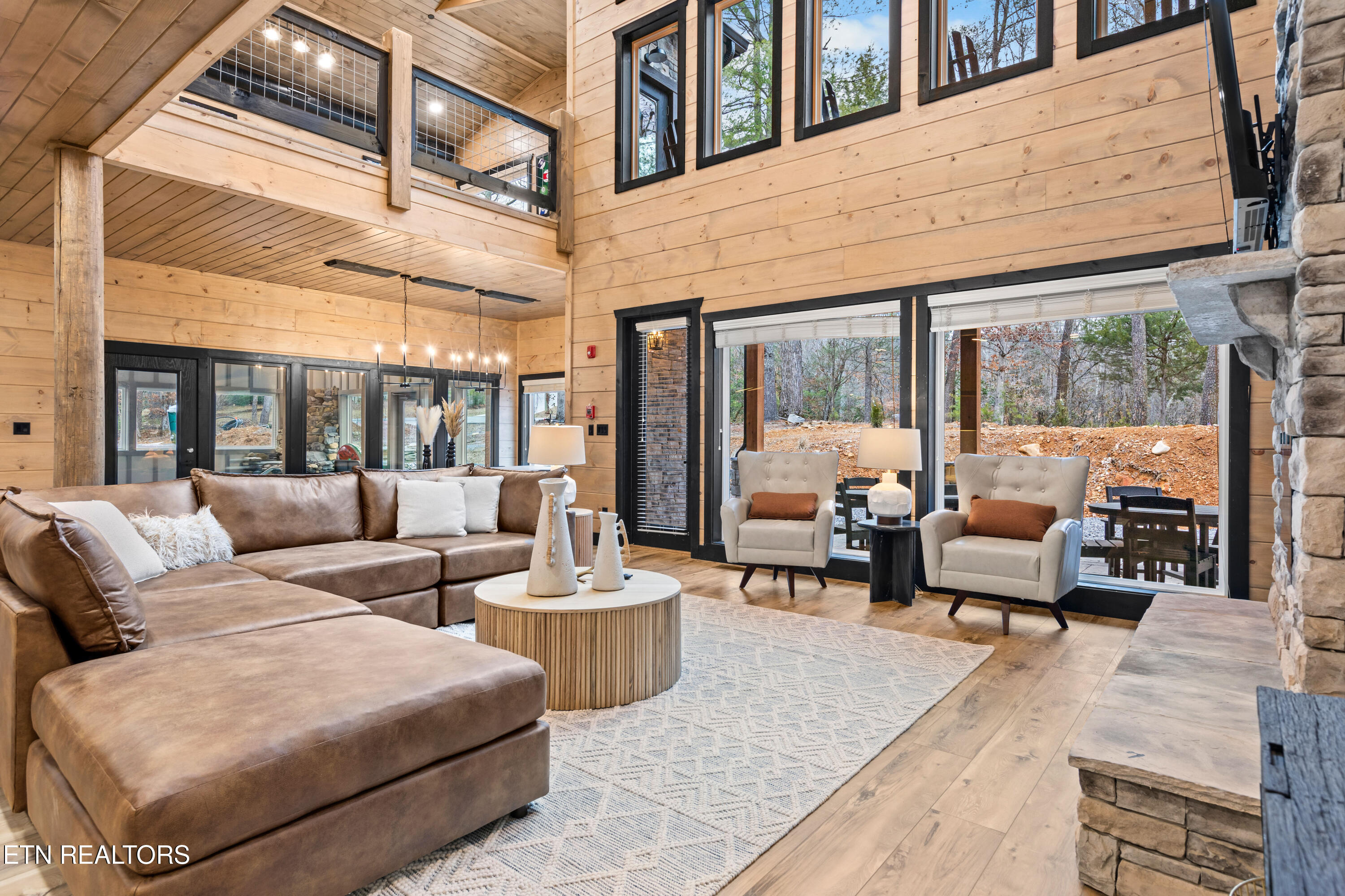 2233 Sawmill Cove Drive Sevierville TN 37862