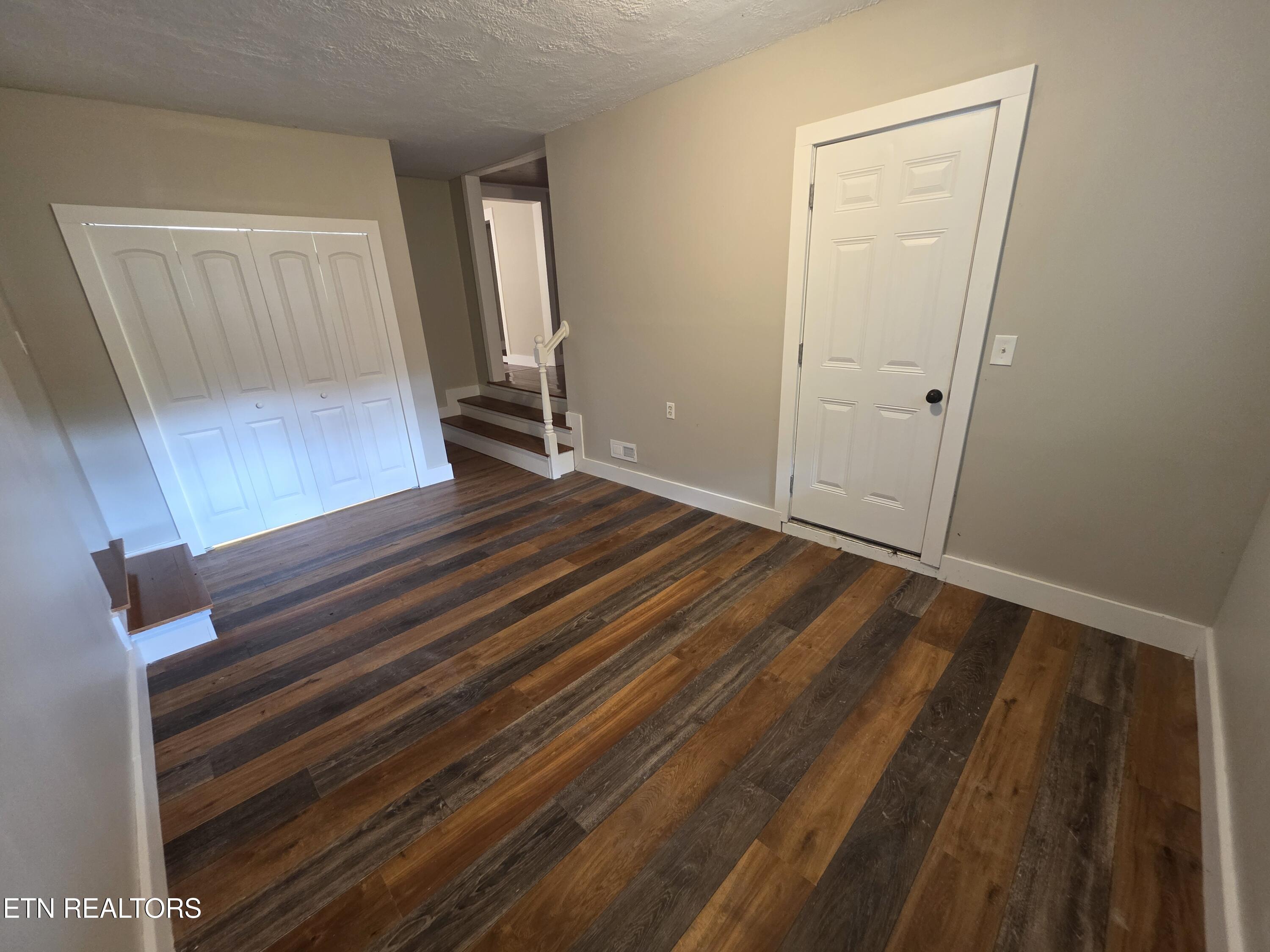 671 Hen Valley Road Oliver Springs TN 37840