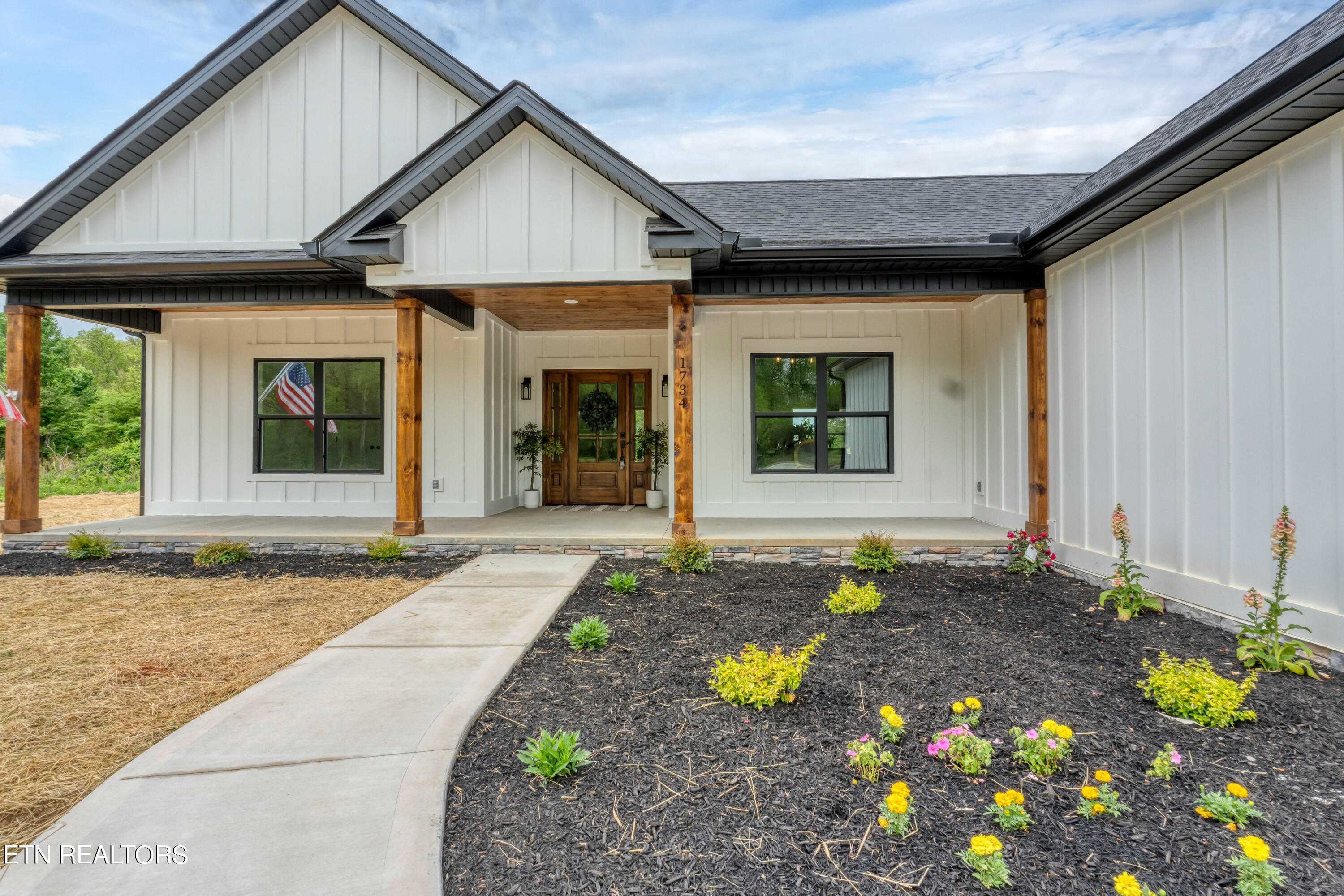1734 Jeffries Hollow Road Seymour TN 37865
