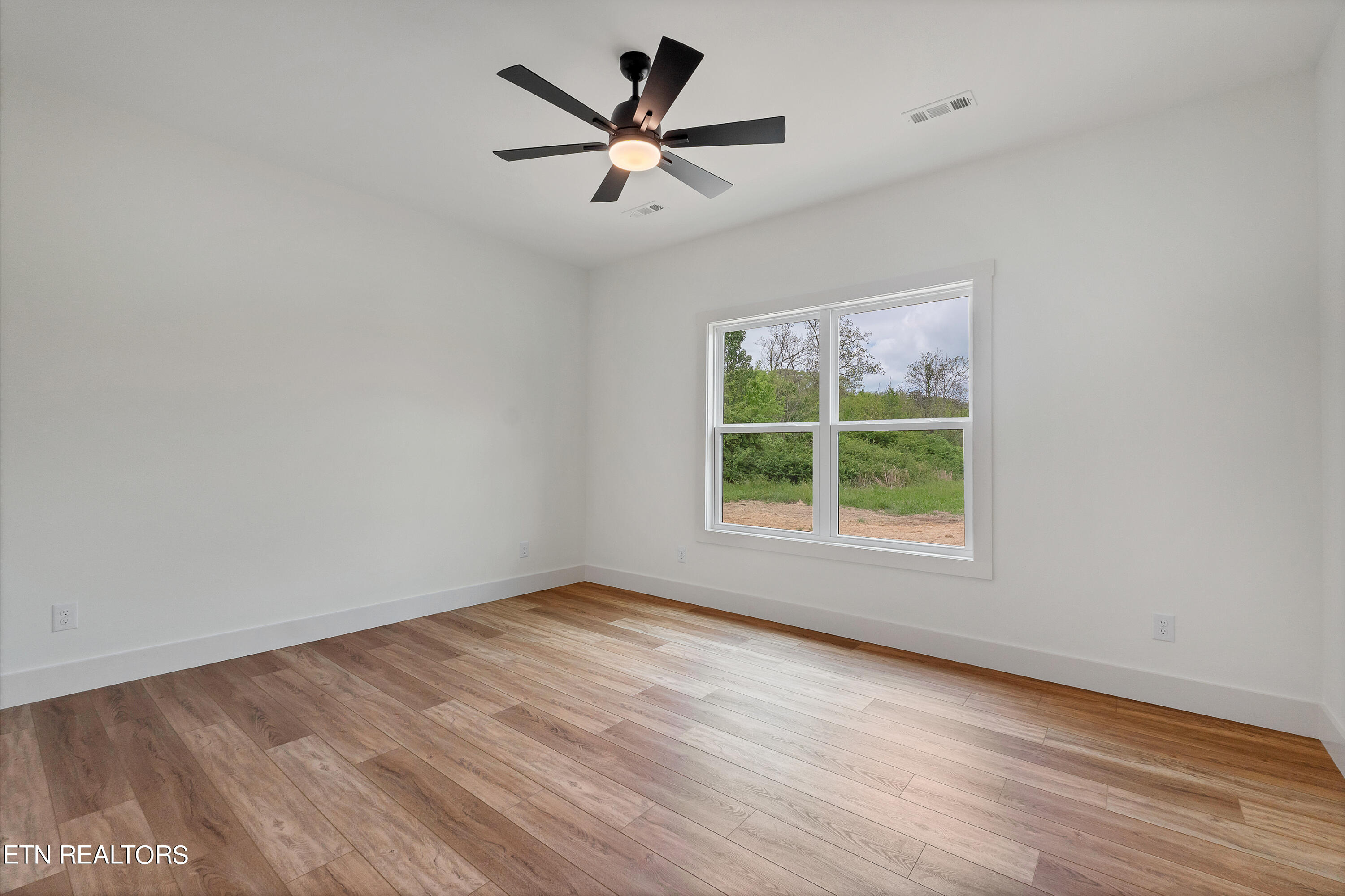 1734 Jeffries Hollow Road Seymour TN 37865