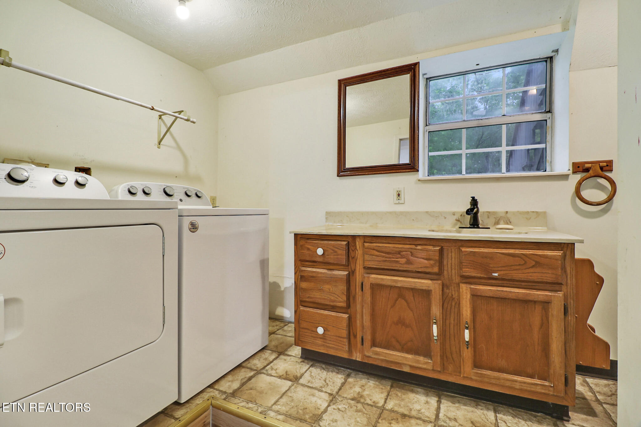 130 Shubert Street Kingston TN 37763