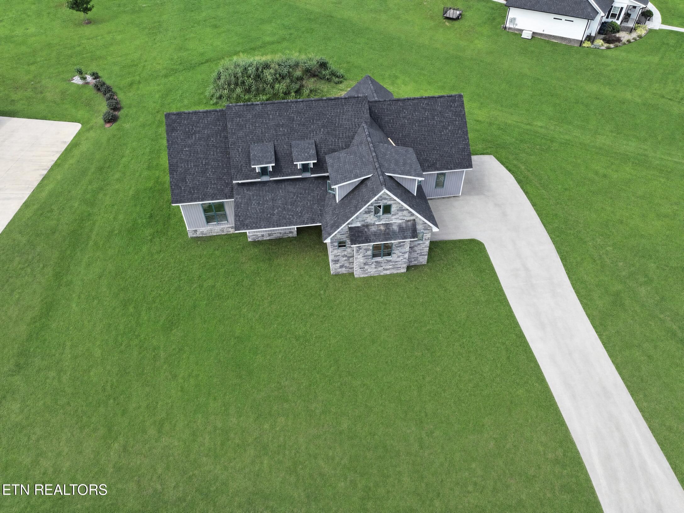 118 Big Oak Drive Dandridge TN 37725