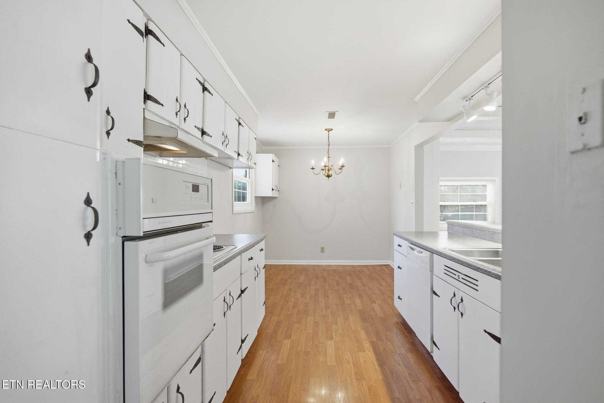 1812 Cherokee Street Athens TN 37303