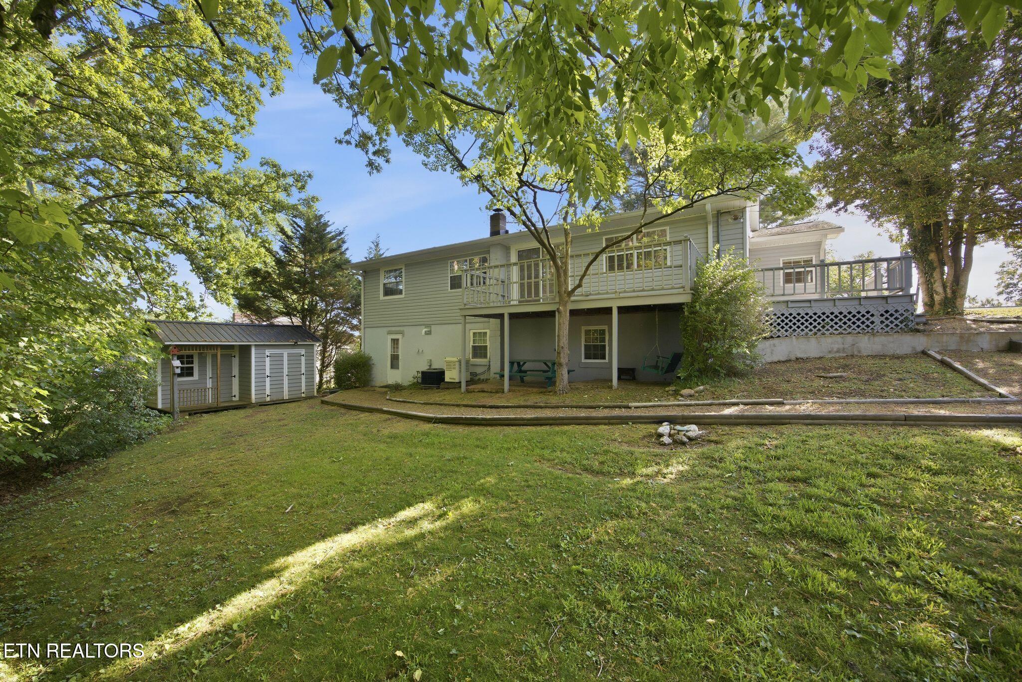1812 Cherokee Street Athens TN 37303
