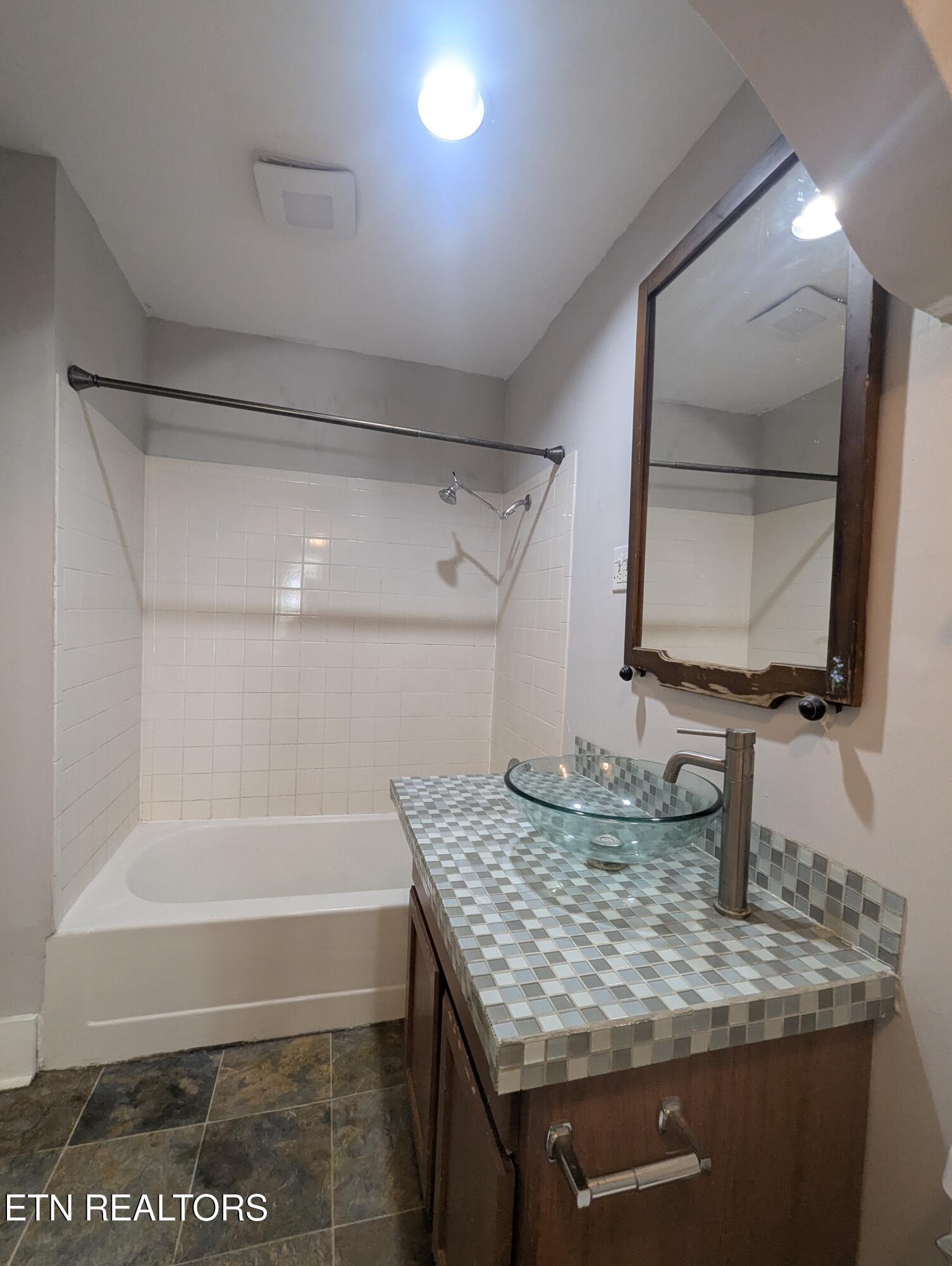 3117 Rennoc Road Knoxville TN 37918