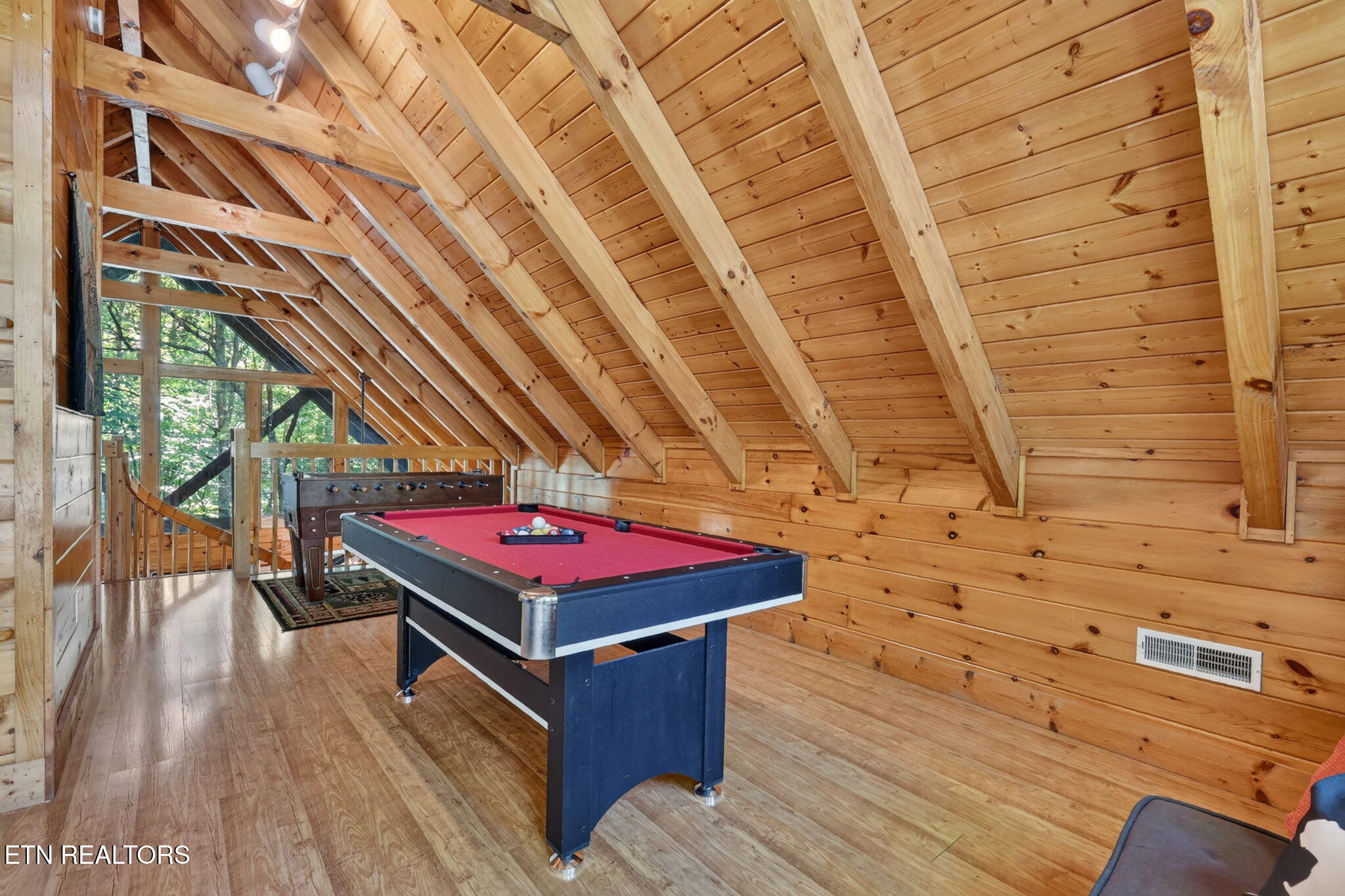 2029 Beach Front Drive Sevierville TN 37876