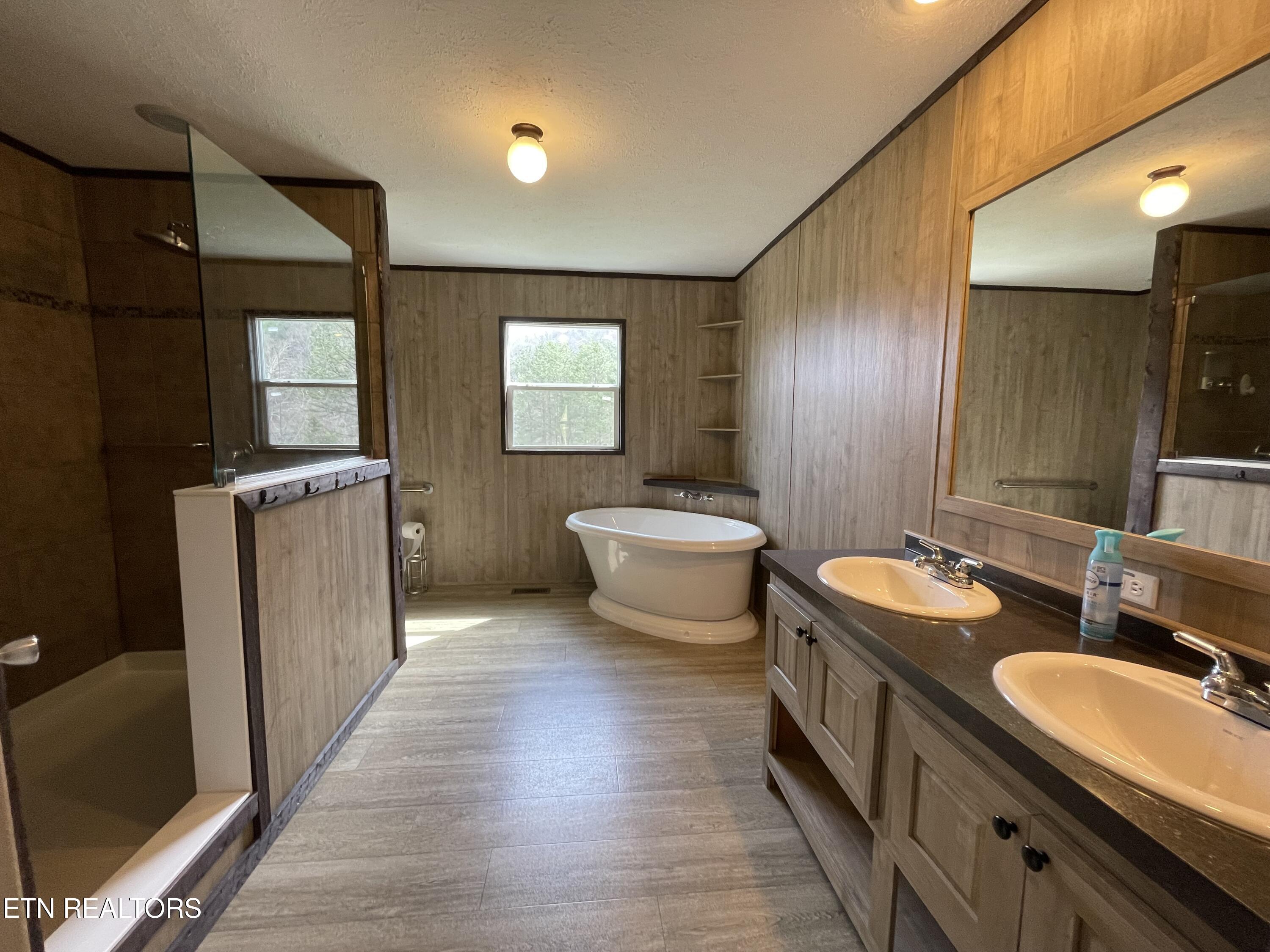 1064 Big Creek Road Madisonville TN 37354