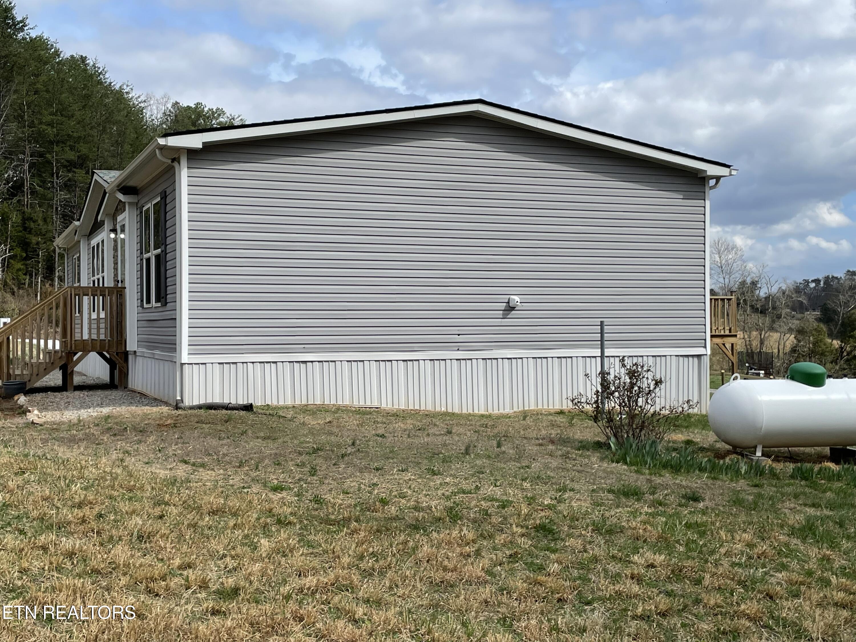 1064 Big Creek Road Madisonville TN 37354