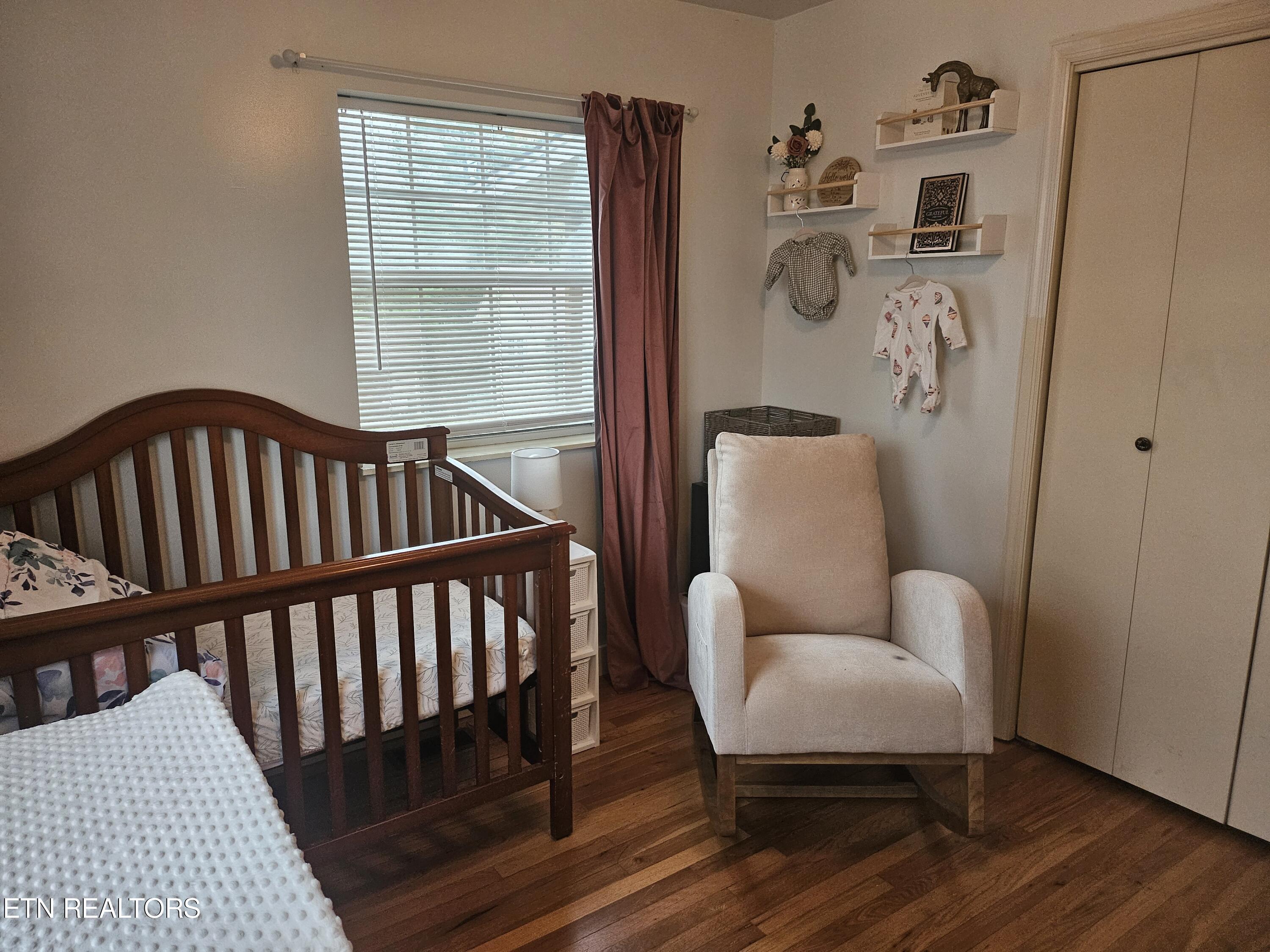 106 W Geneva Lane Oak Ridge TN 37830