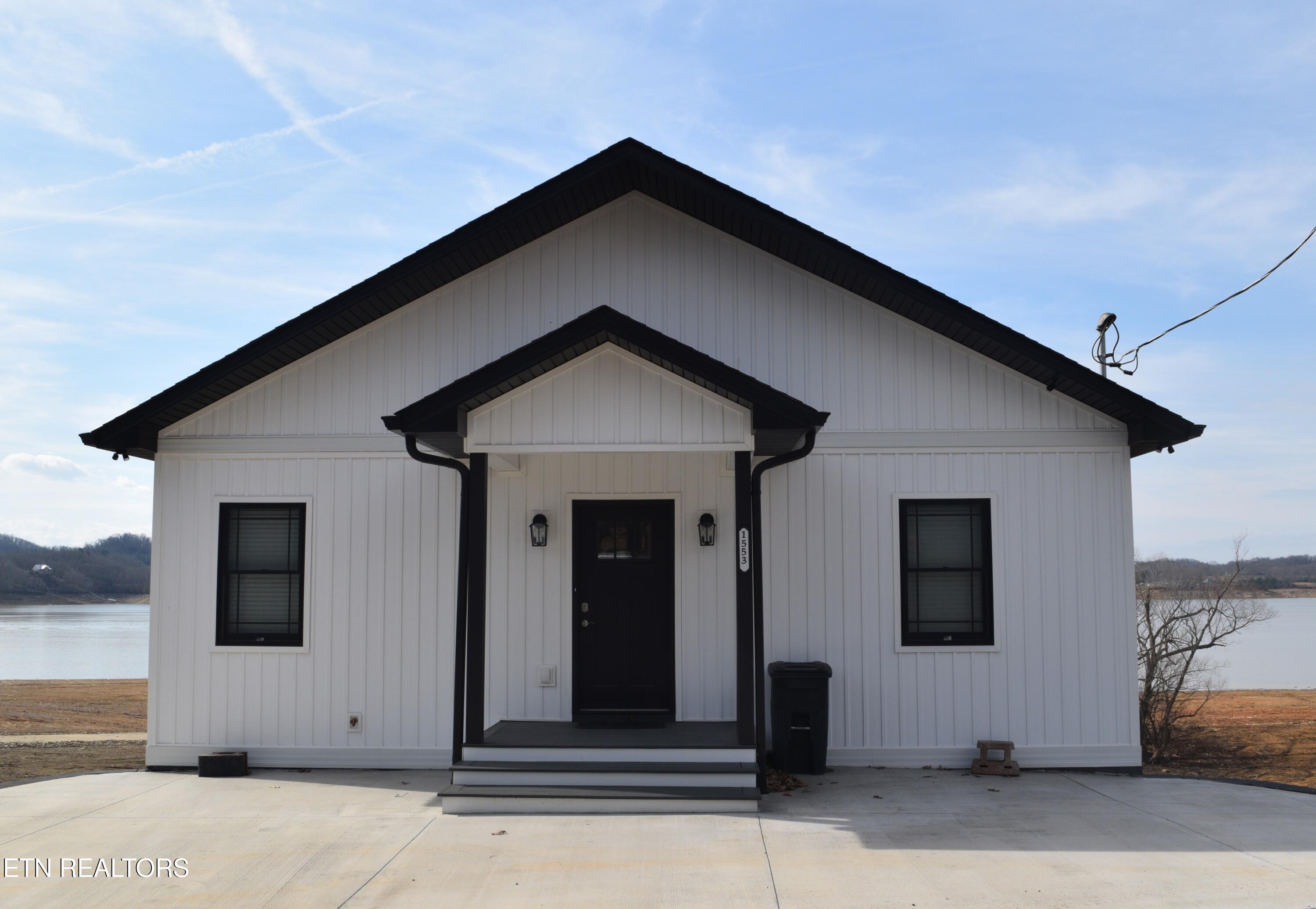 1553 Millstone Beach Road Dandridge TN 37725