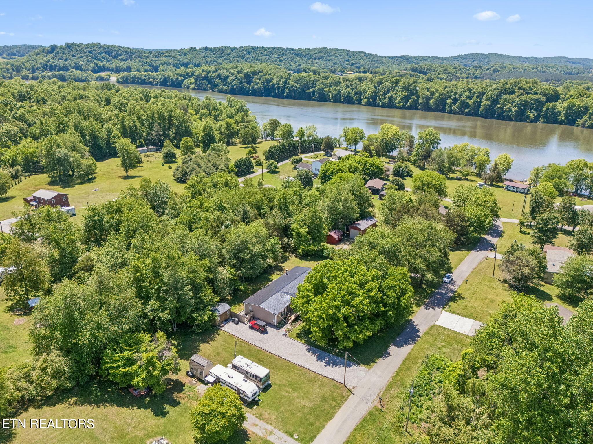 1153 Little Dogwood Road Kingston TN 37763