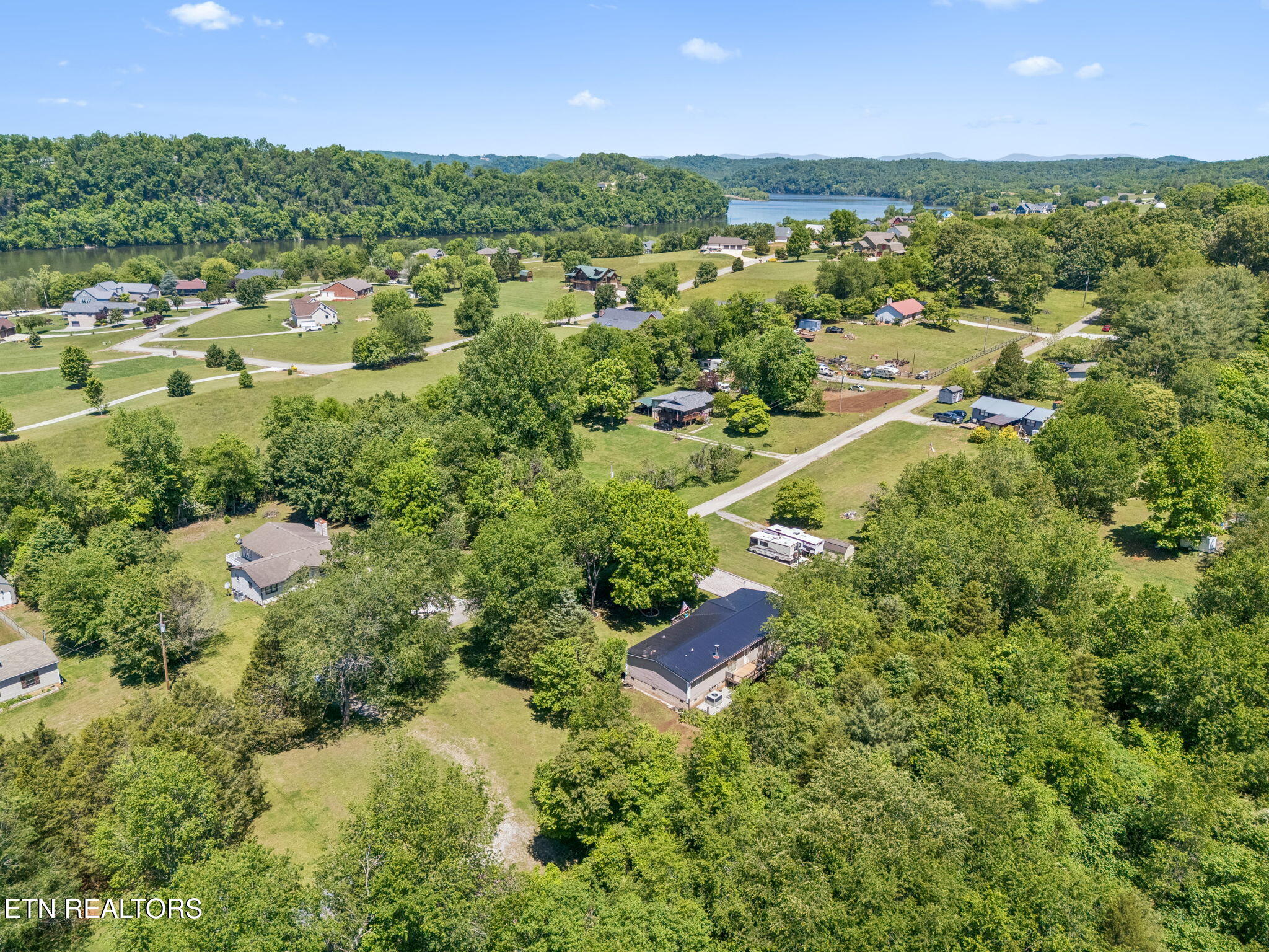 1153 Little Dogwood Road Kingston TN 37763