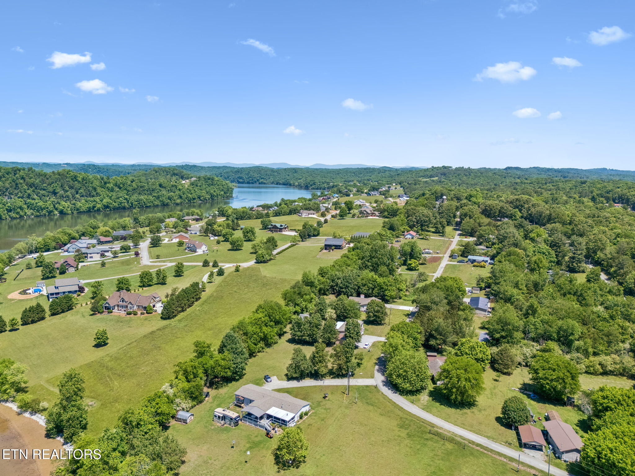 1153 Little Dogwood Road Kingston TN 37763