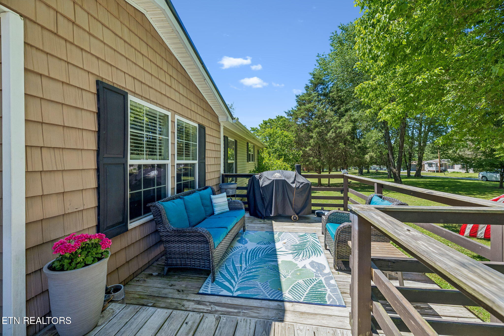 1153 Little Dogwood Road Kingston TN 37763