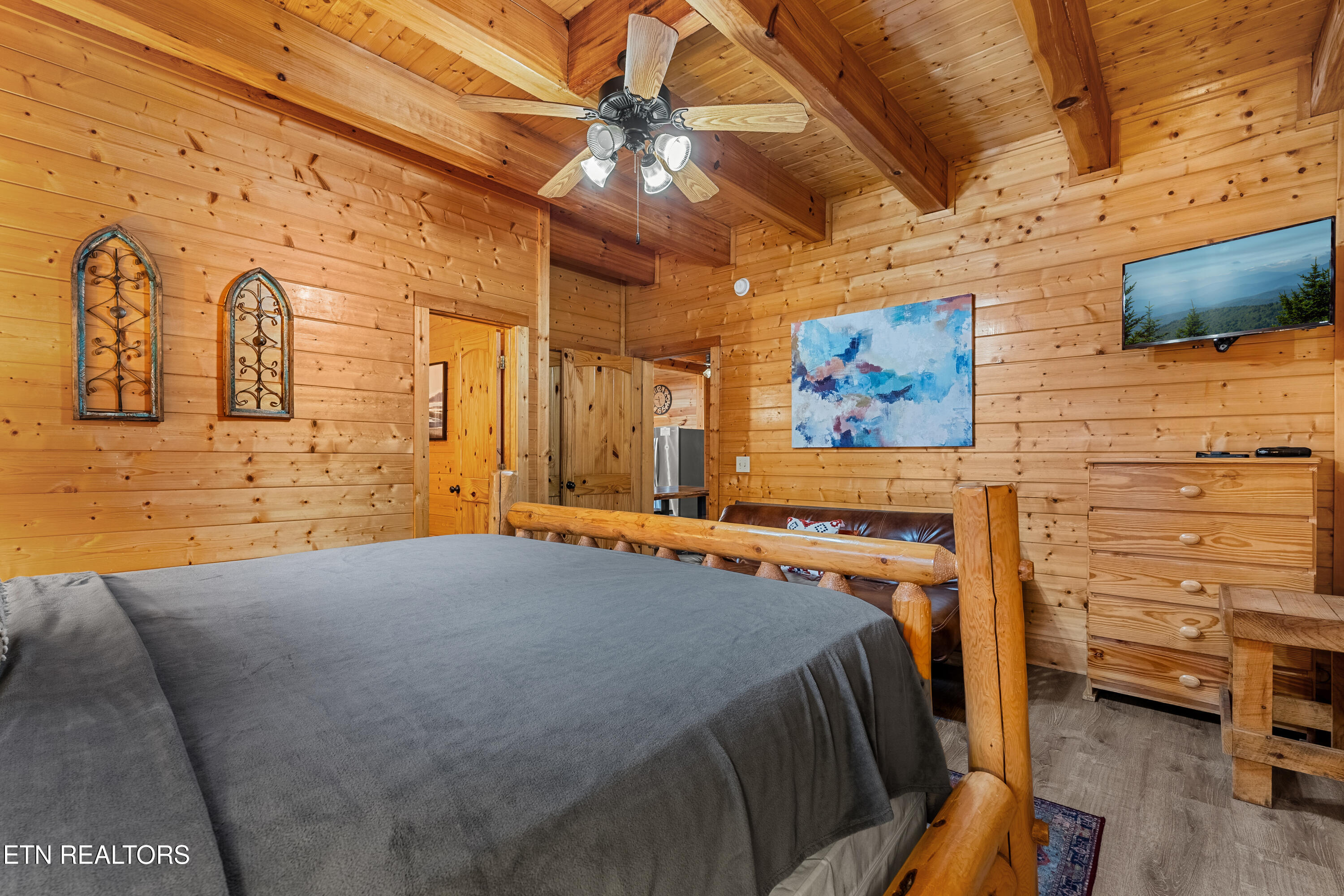 315 Caney Creek Road Pigeon Forge TN 37863