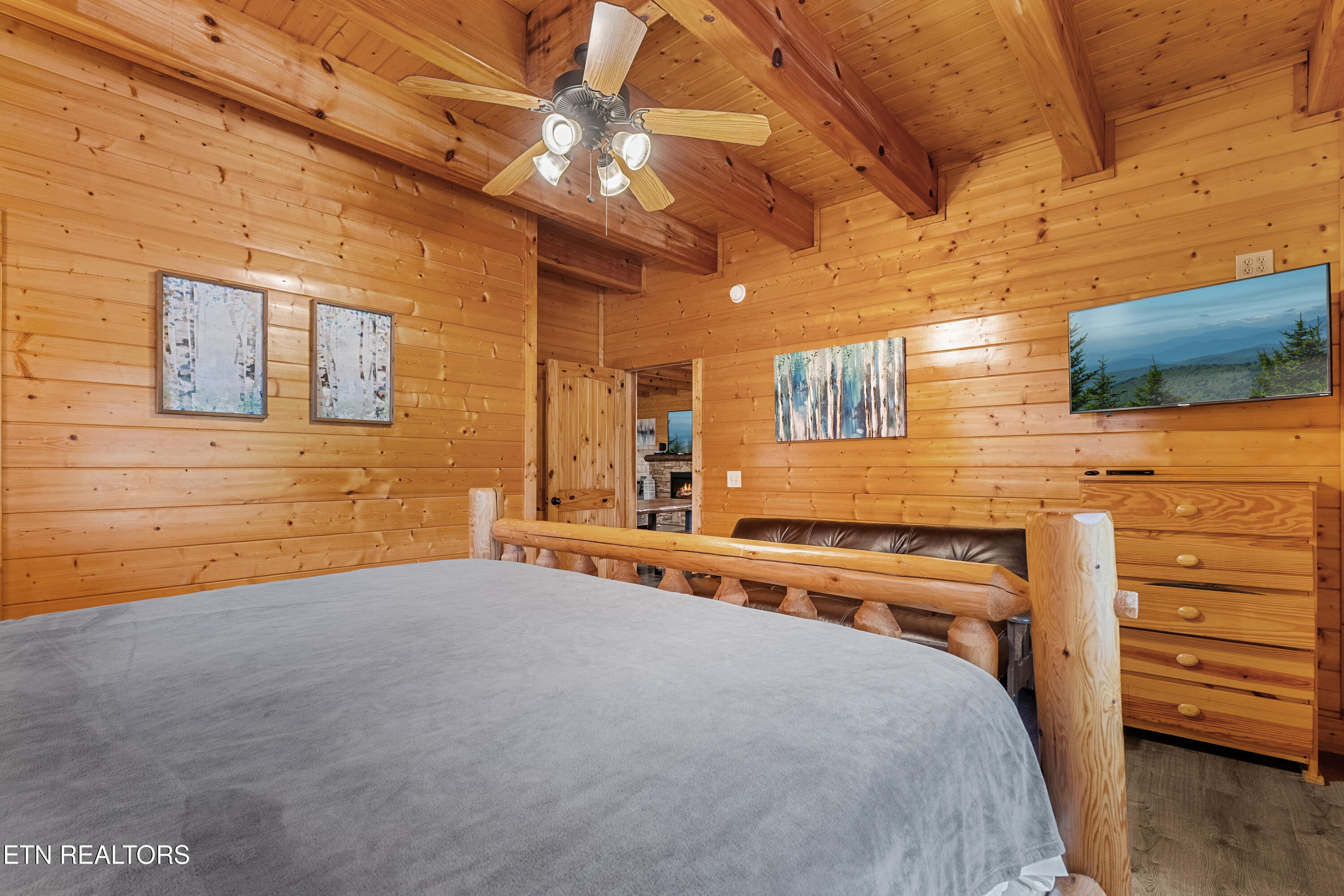 315 Caney Creek Road Pigeon Forge TN 37863