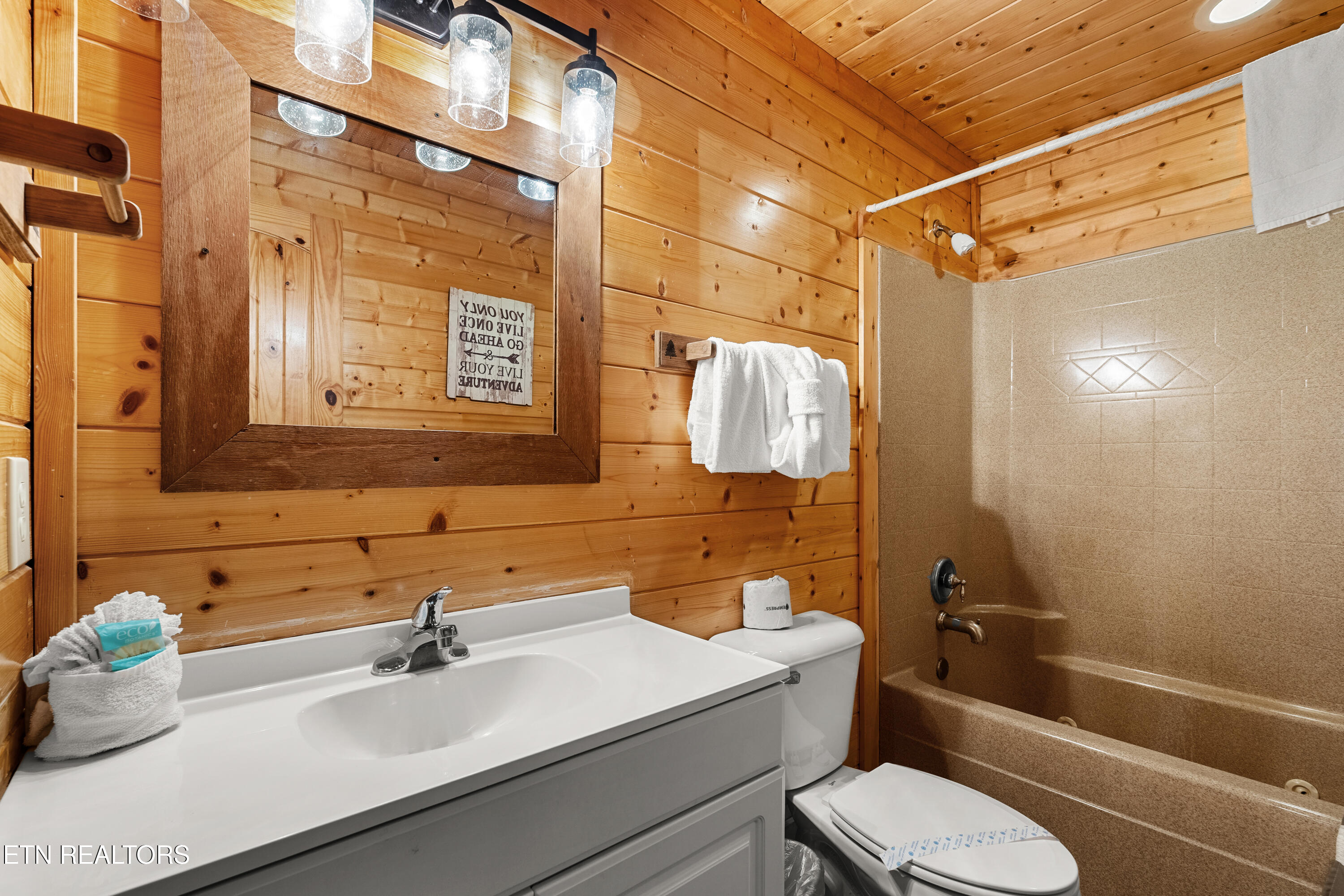 315 Caney Creek Road Pigeon Forge TN 37863
