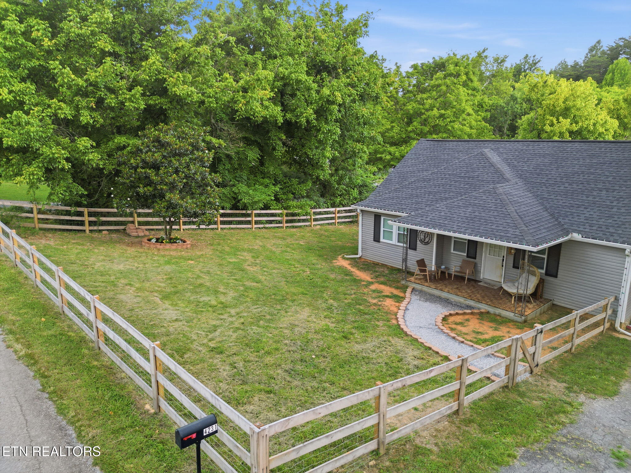 4231 Rocky Branch Road Walland TN 37886