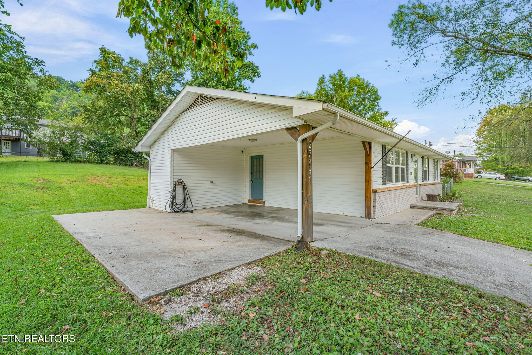 2713 Mynatt Road Knoxville TN 37918
