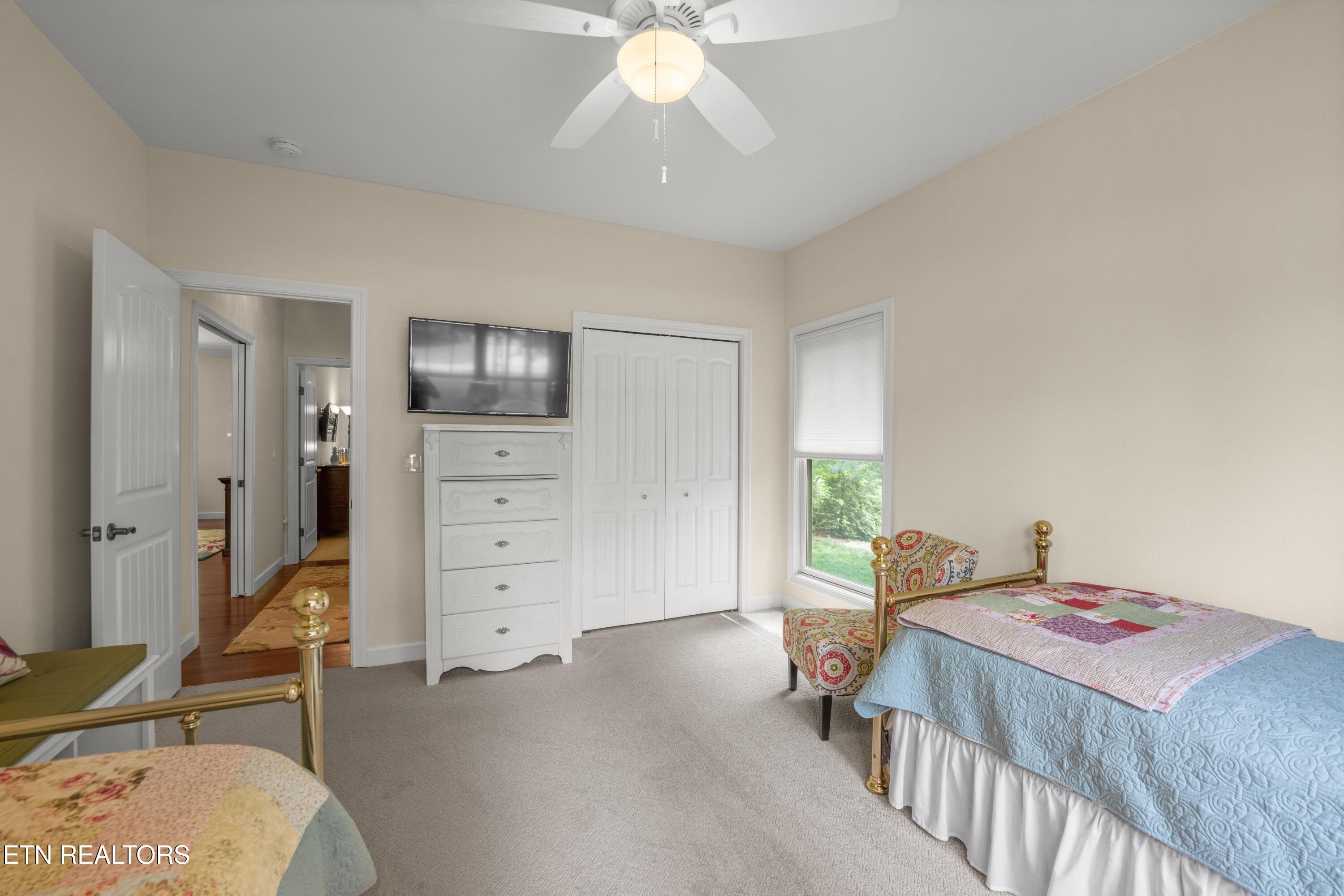 18 Cedar Ridge Circle Crossville TN 38558