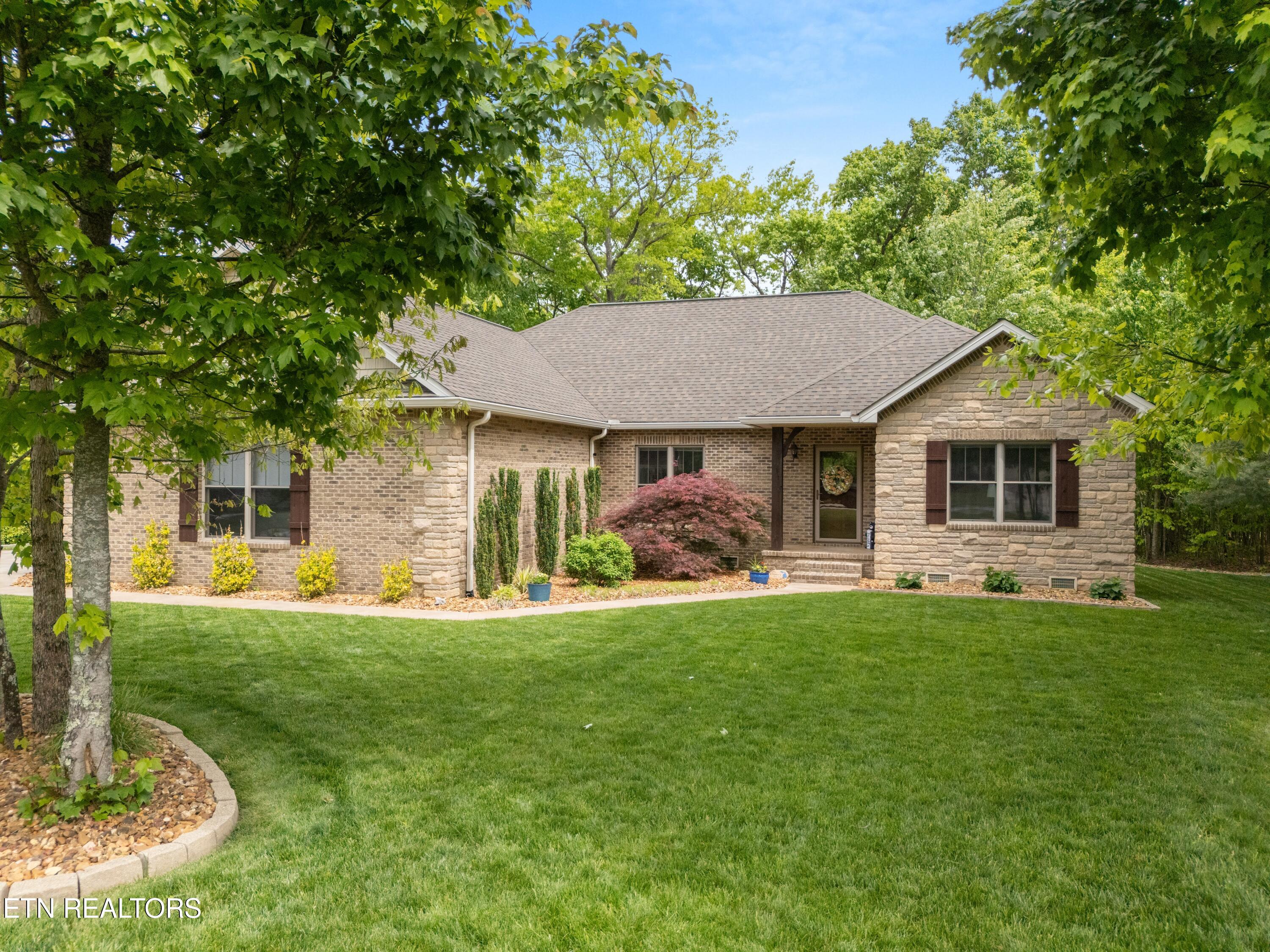 18 Cedar Ridge Circle Crossville TN 38558