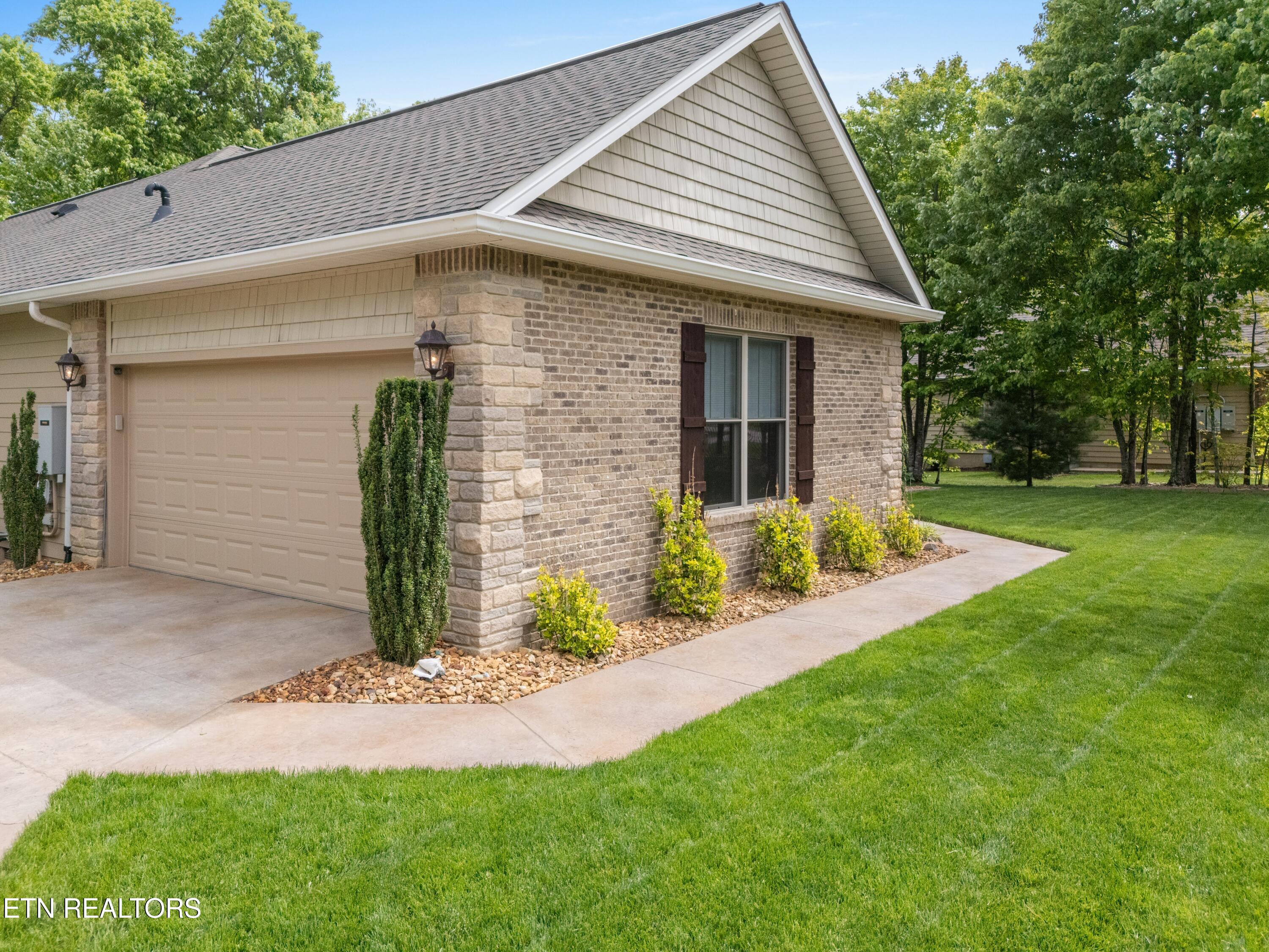 18 Cedar Ridge Circle Crossville TN 38558