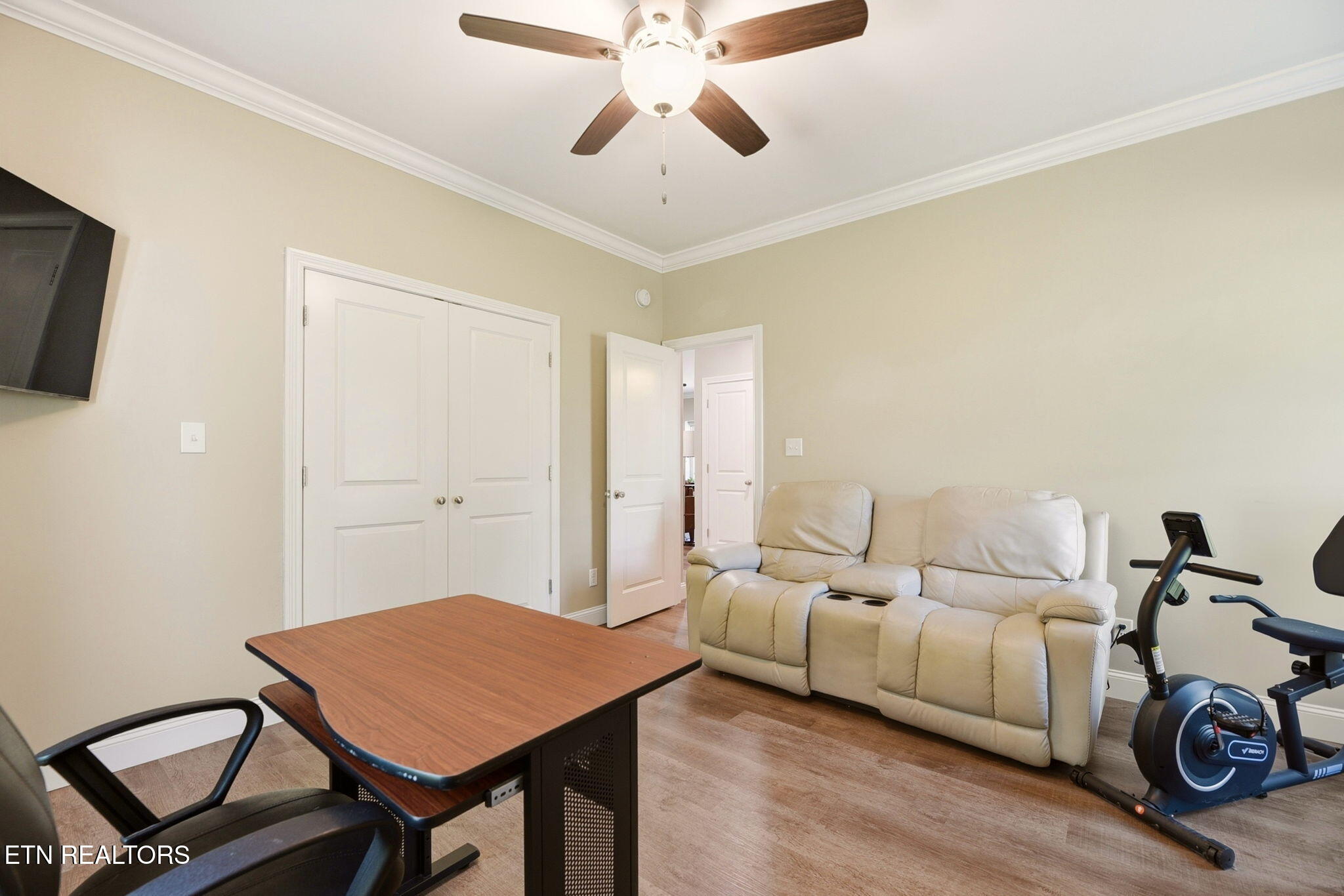 106 Chatuga Dr/ 103 Tsuhdatsi Drive Loudon TN 37774