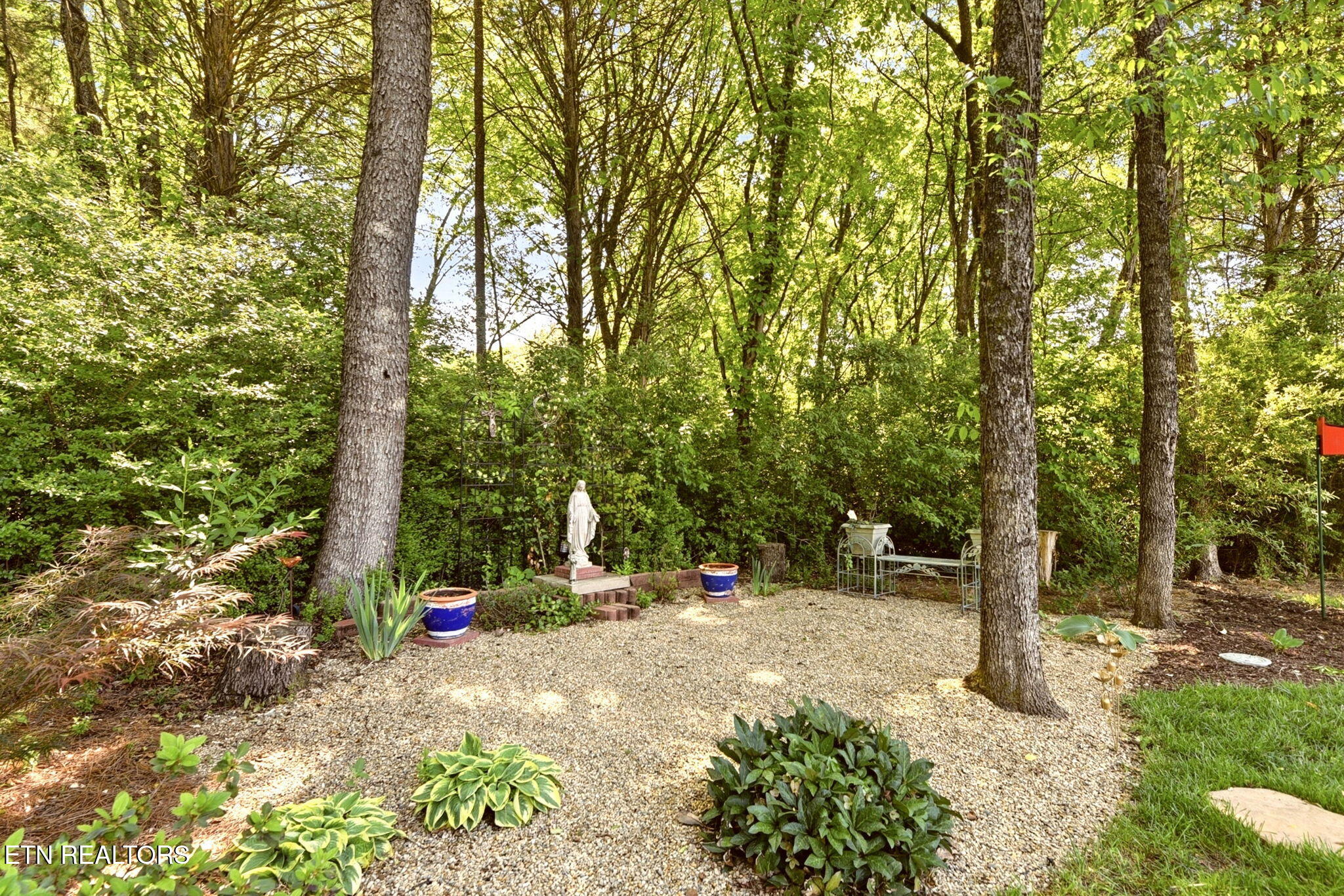 106 Chatuga Dr/ 103 Tsuhdatsi Drive Loudon TN 37774