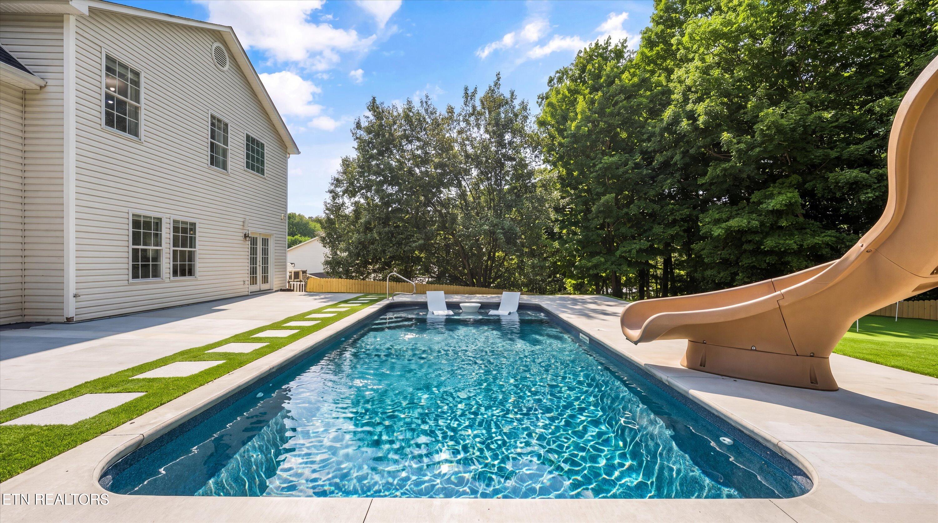8300 Foxworth Trail Powell TN 37849