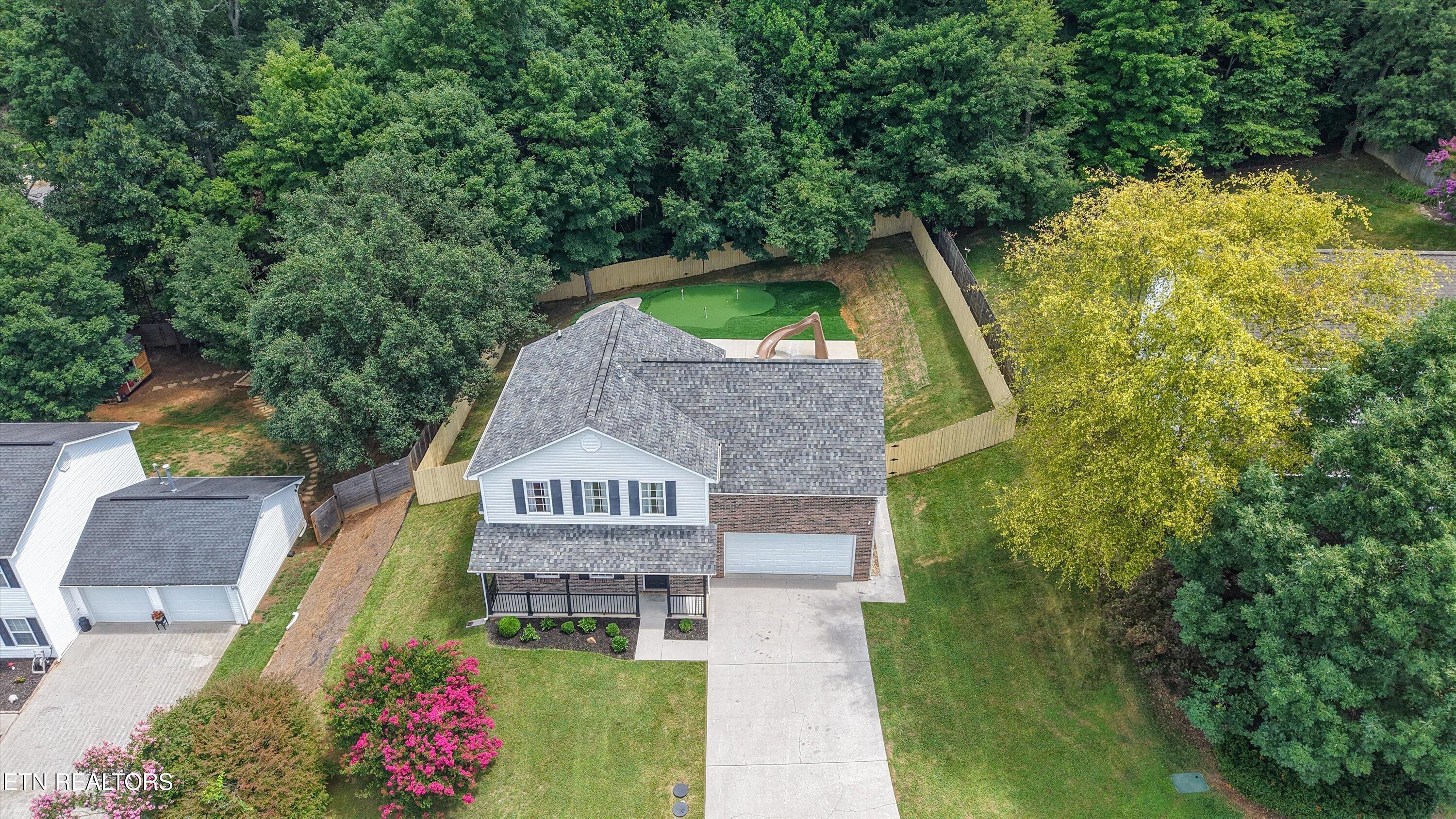 8300 Foxworth Trail Powell TN 37849