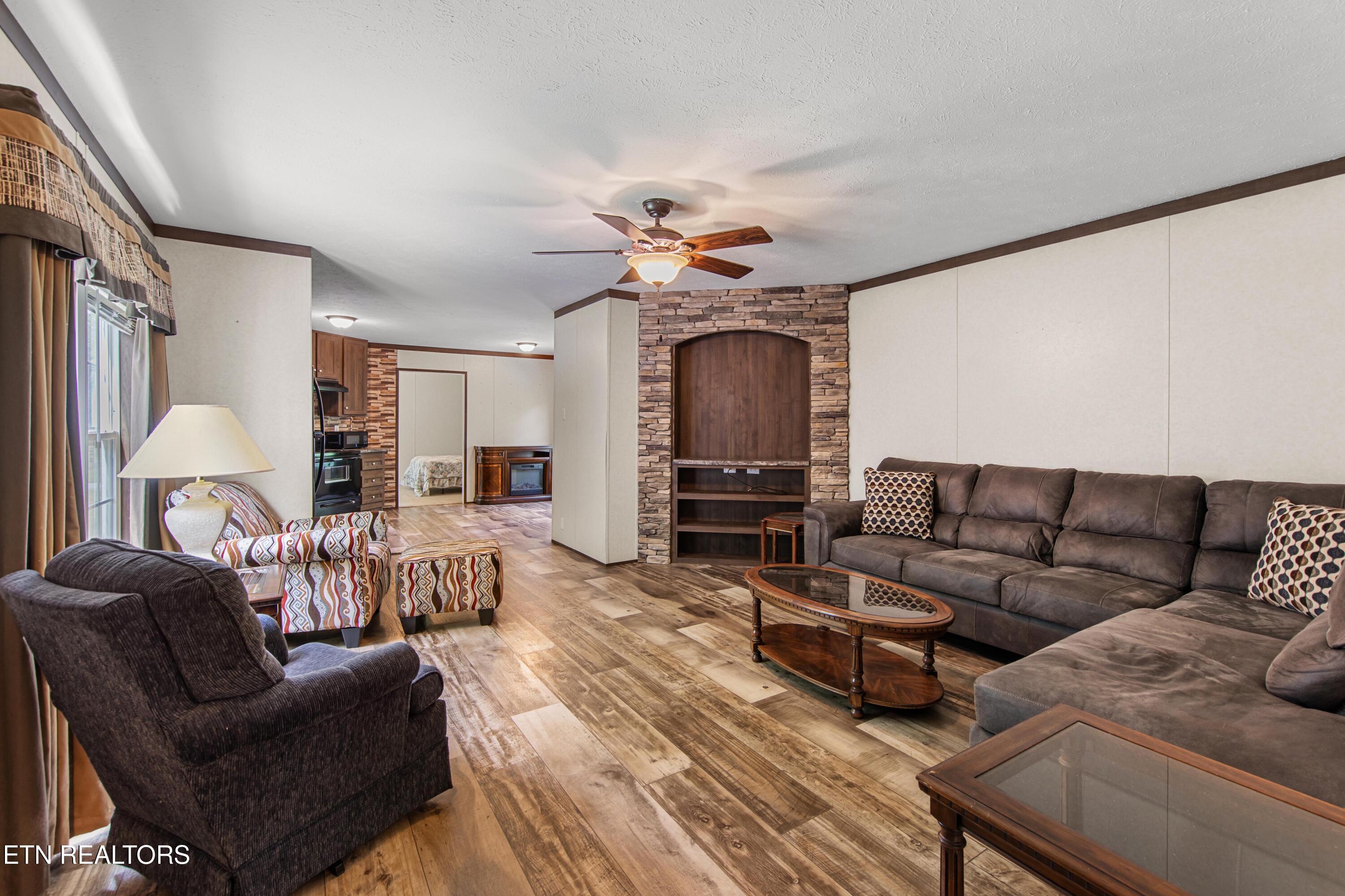8654 Thorn Grove Pike Knoxville TN 37914