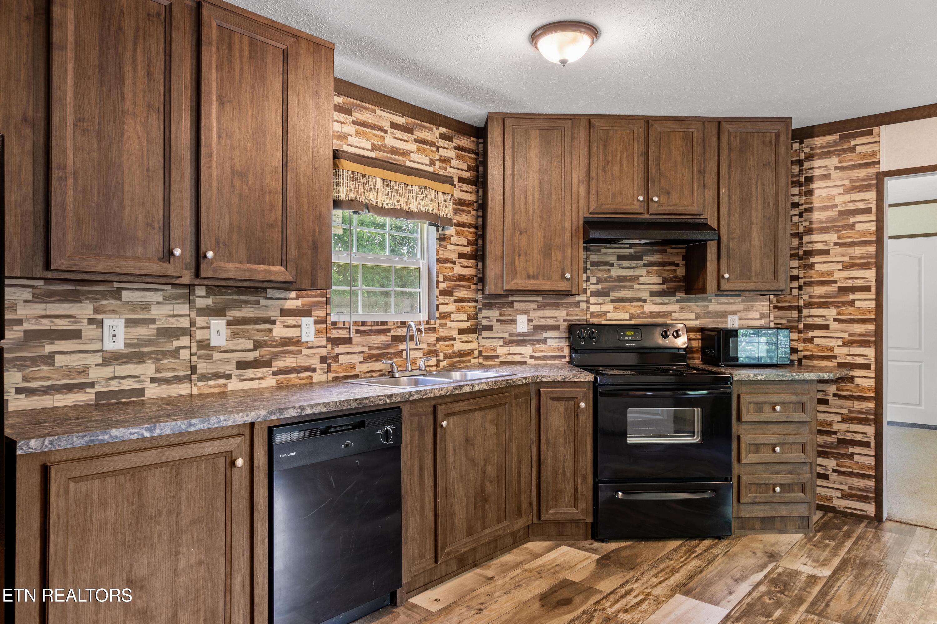 8654 Thorn Grove Pike Knoxville TN 37914