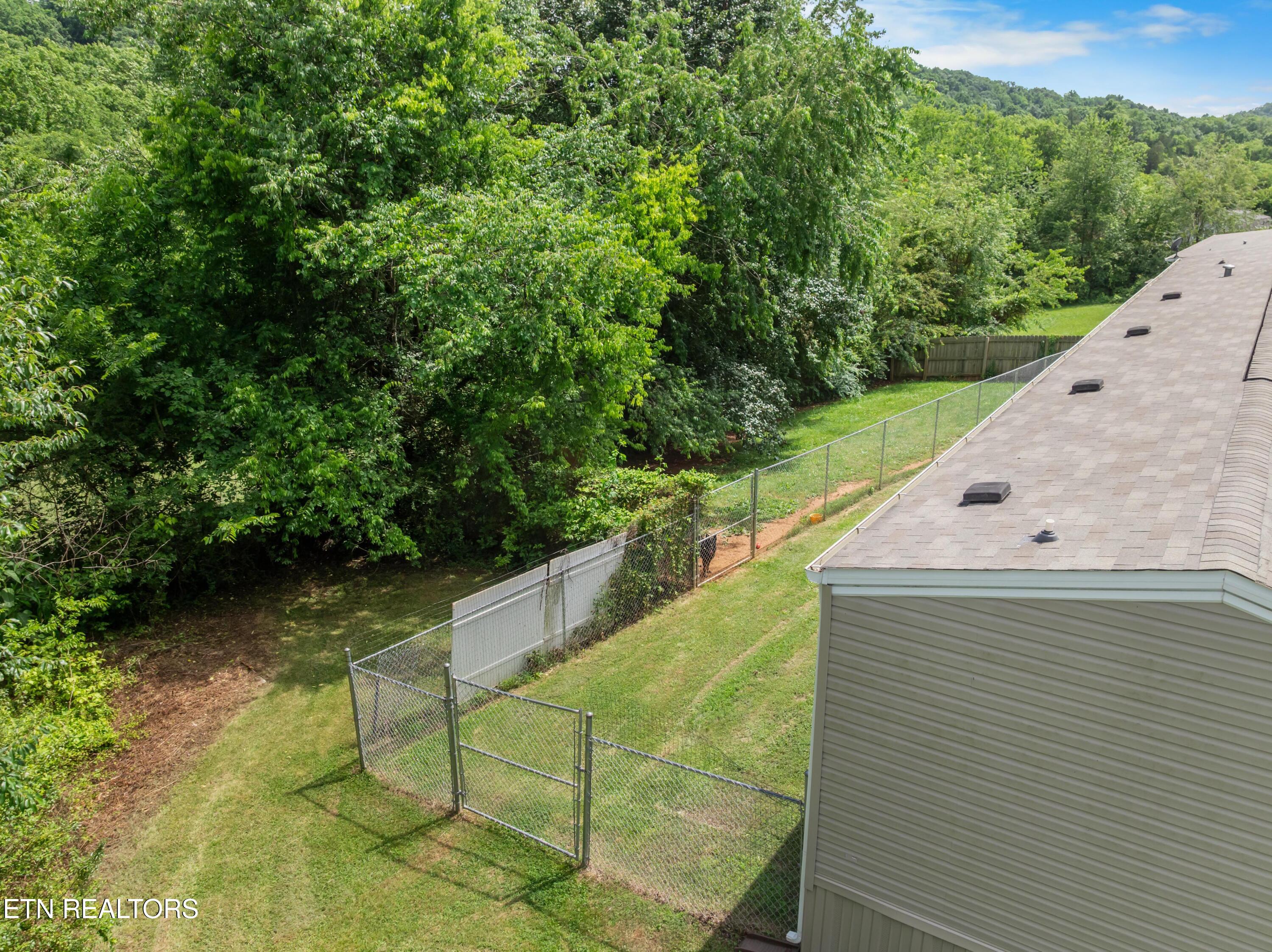 8654 Thorn Grove Pike Knoxville TN 37914