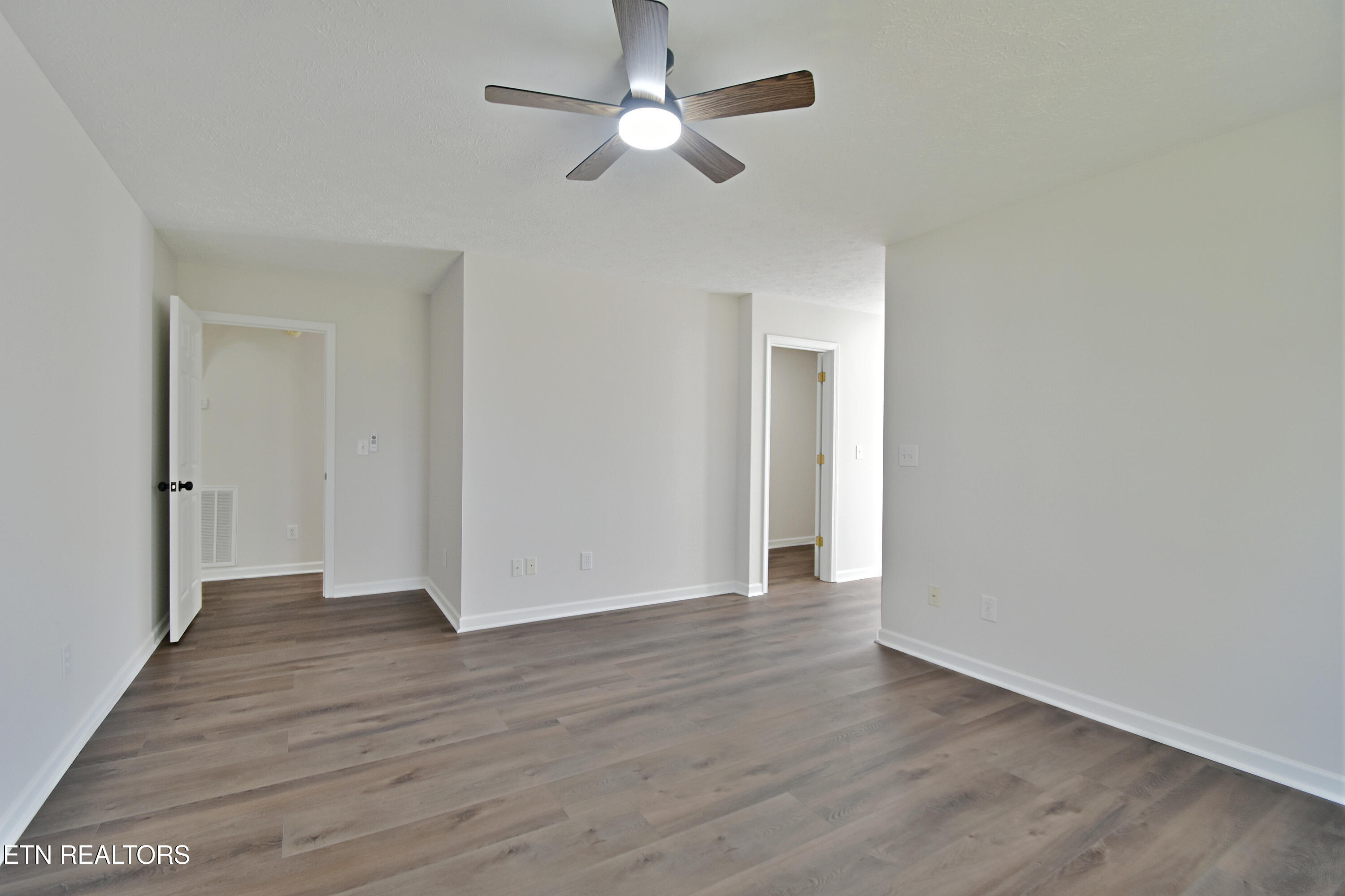 2913 Village Lane Sevierville TN 37862