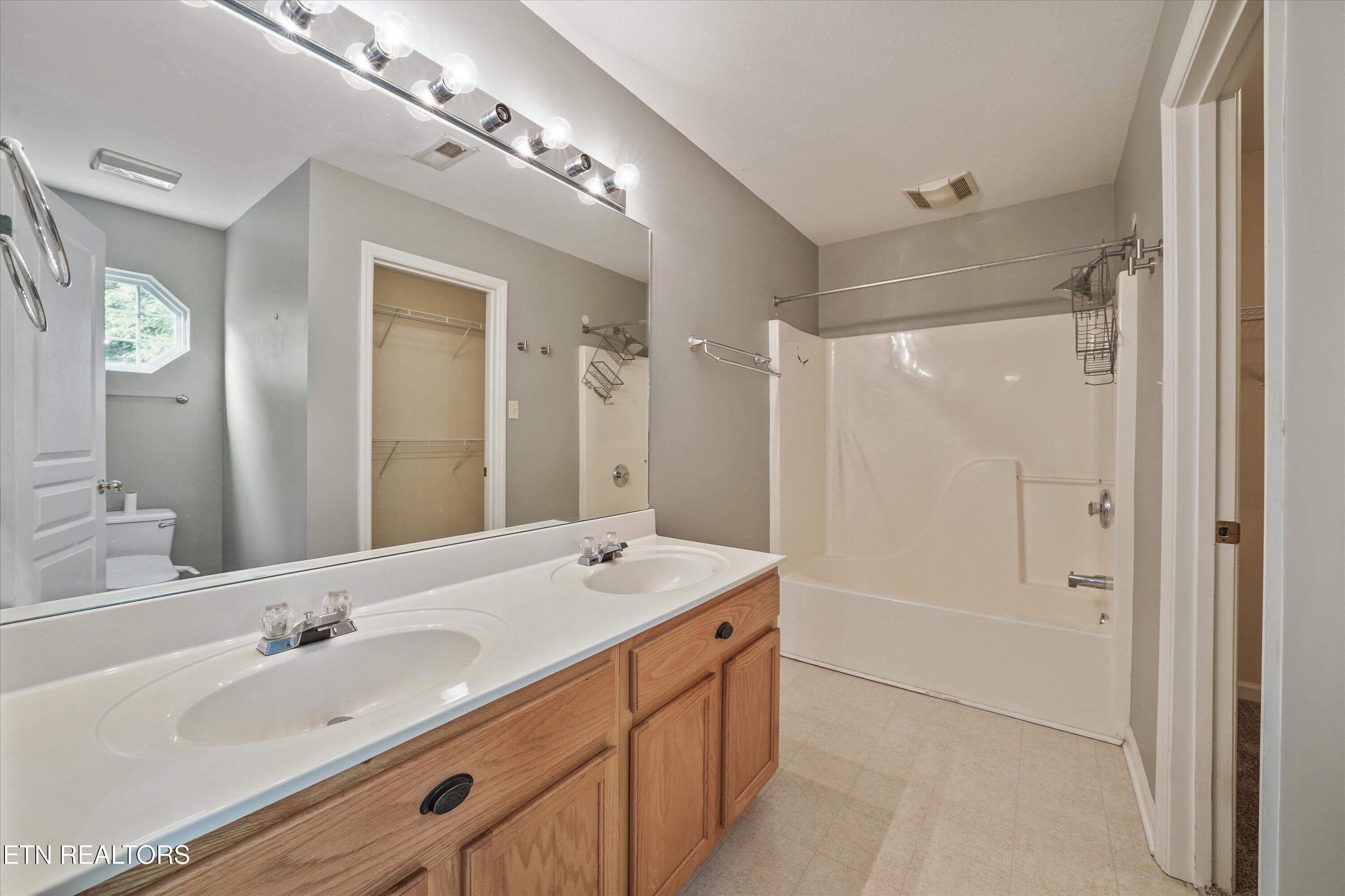 8125 Spring Haven Lane Knoxville TN 37919